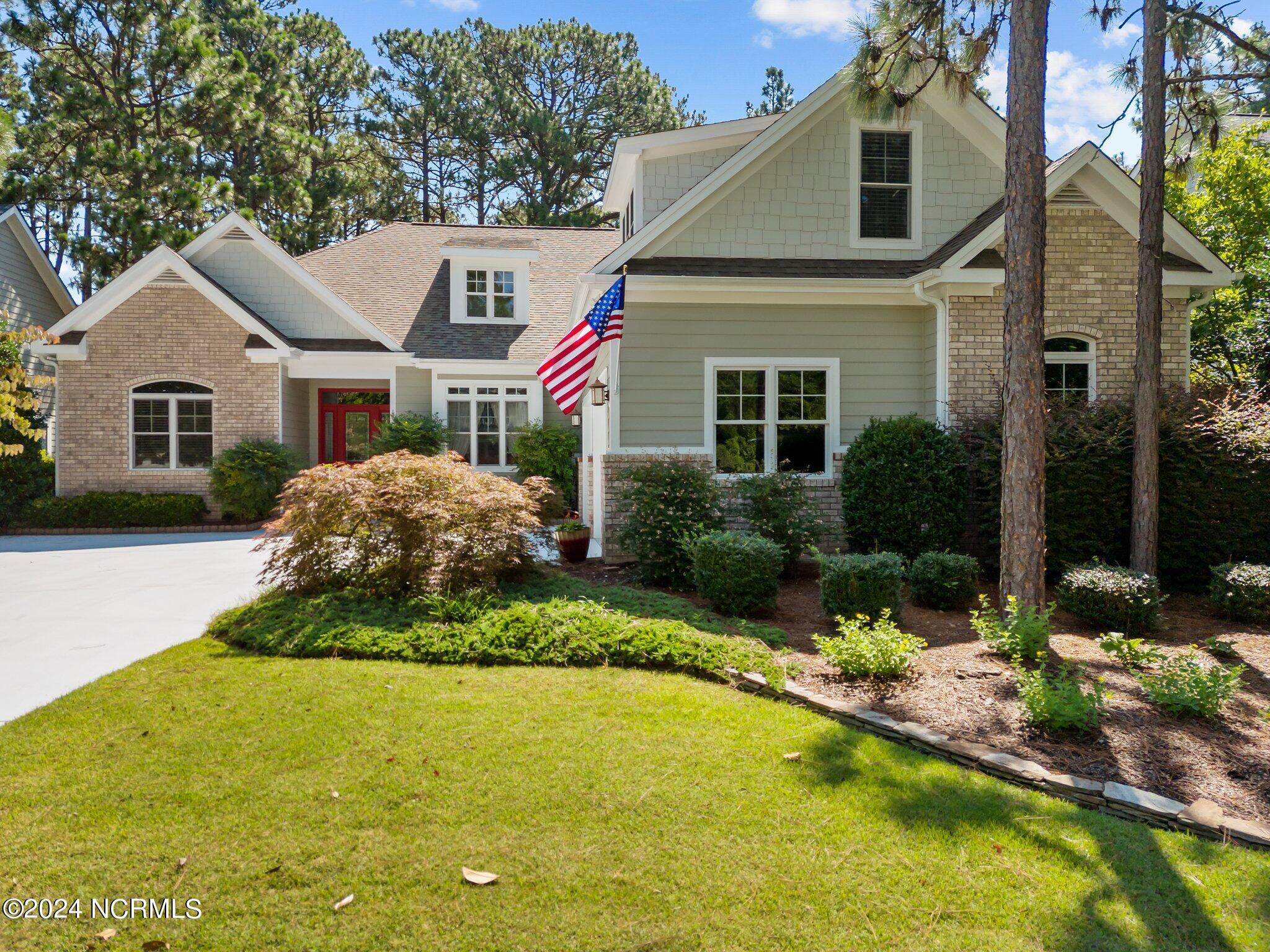 27 Deacon Palmer Place Property Photo 1
