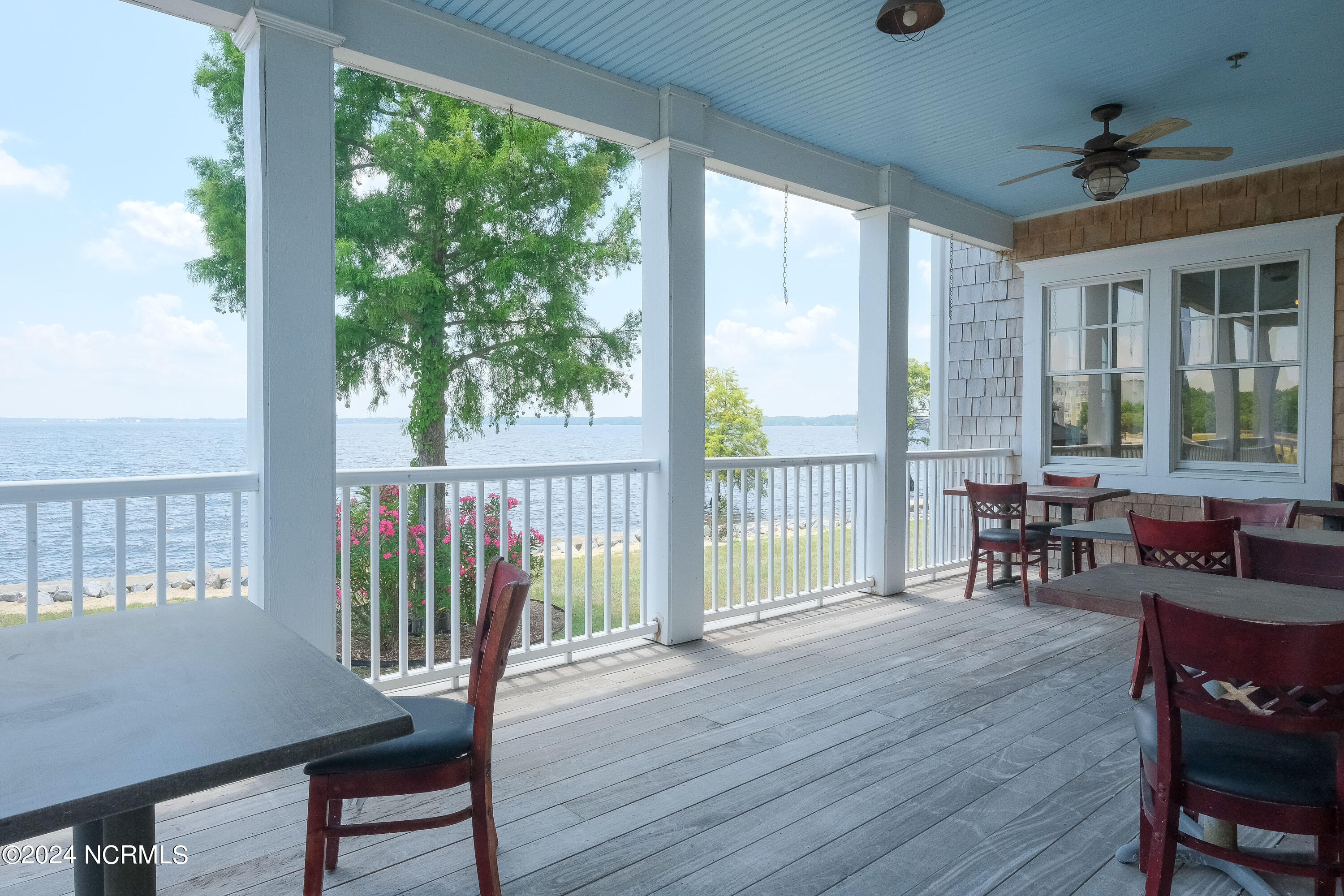 108 Wharf Landing Drive Property Photo 27
