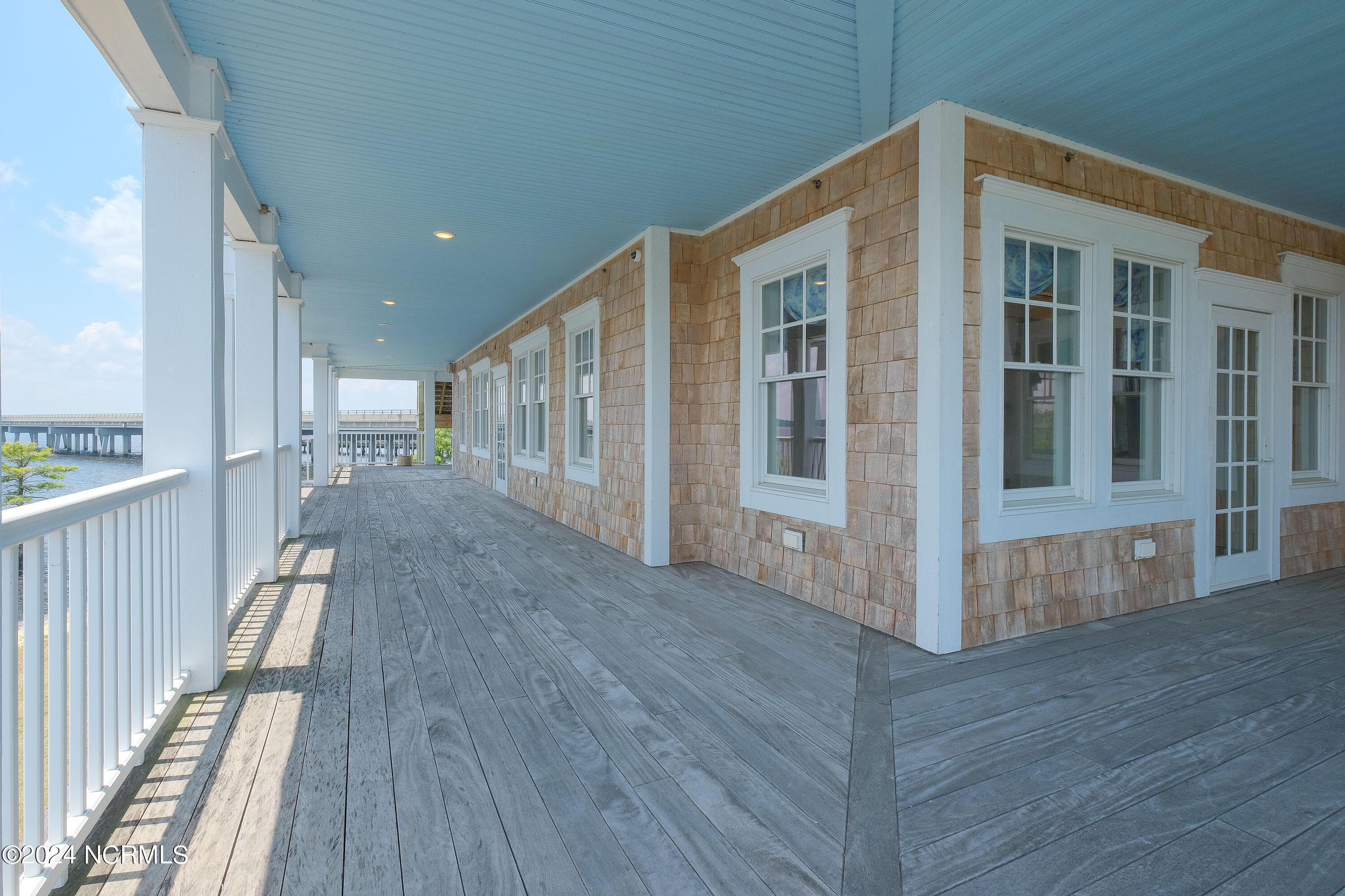 108 Wharf Landing Drive Property Photo 30