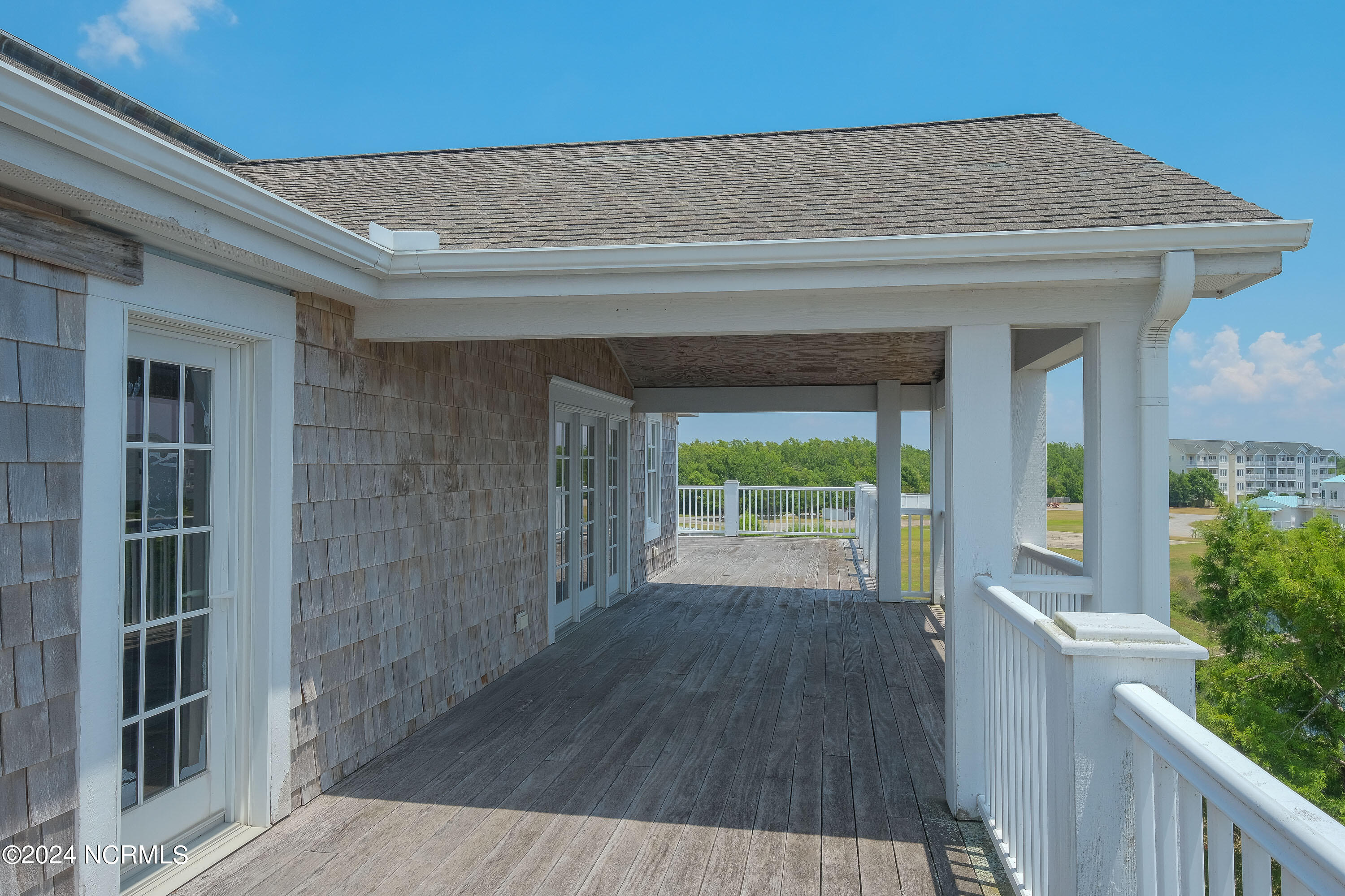 108 Wharf Landing Drive Property Photo 44