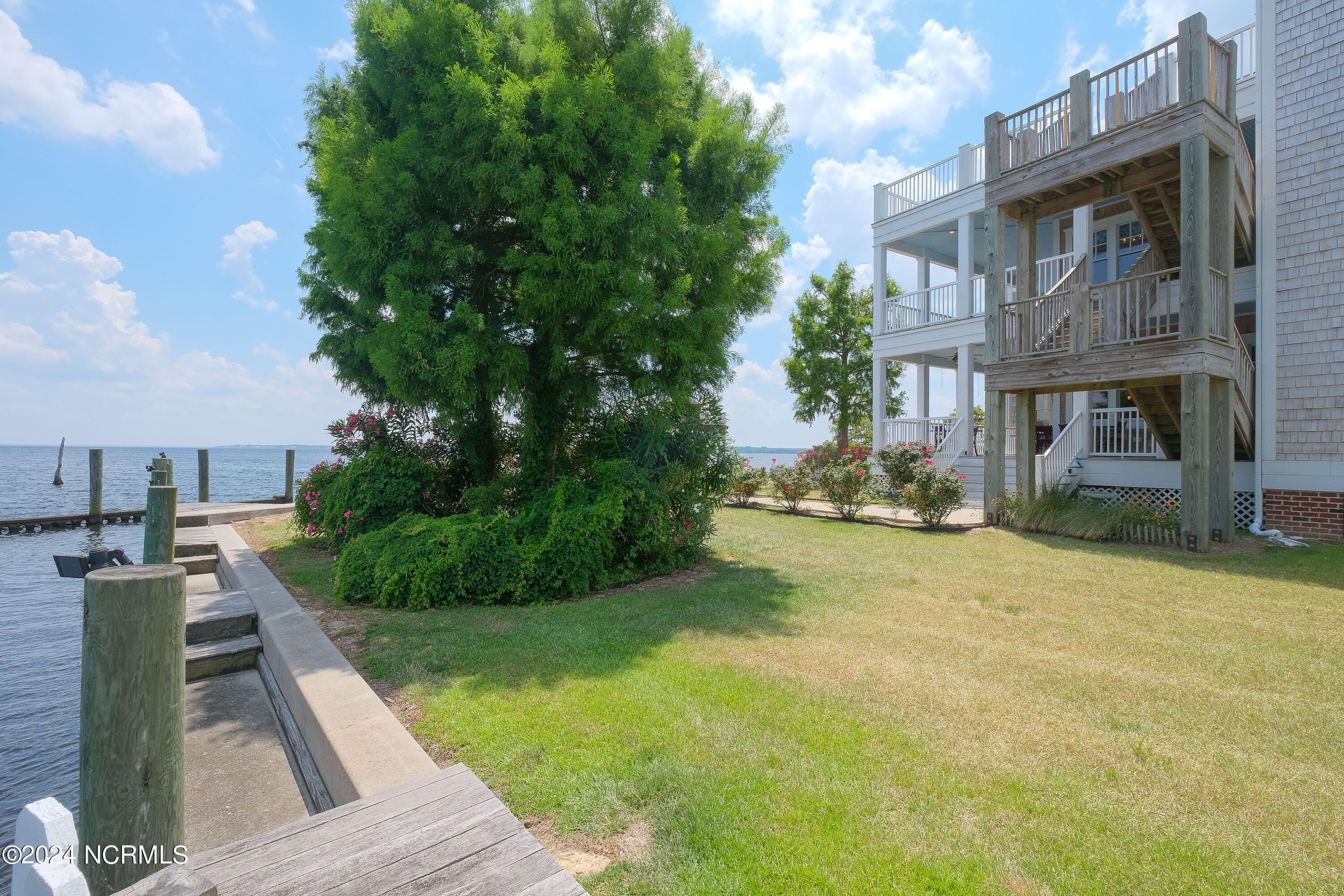 108 Wharf Landing Drive Property Photo 50