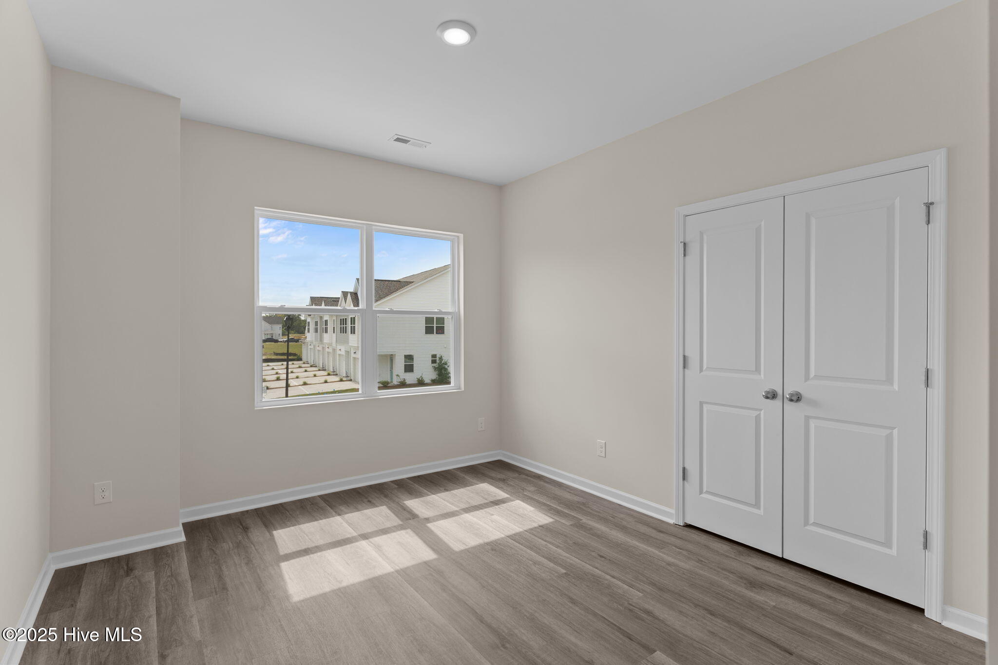 1042 Ben Thomas Dr Ne , # 2 Property Photo 6