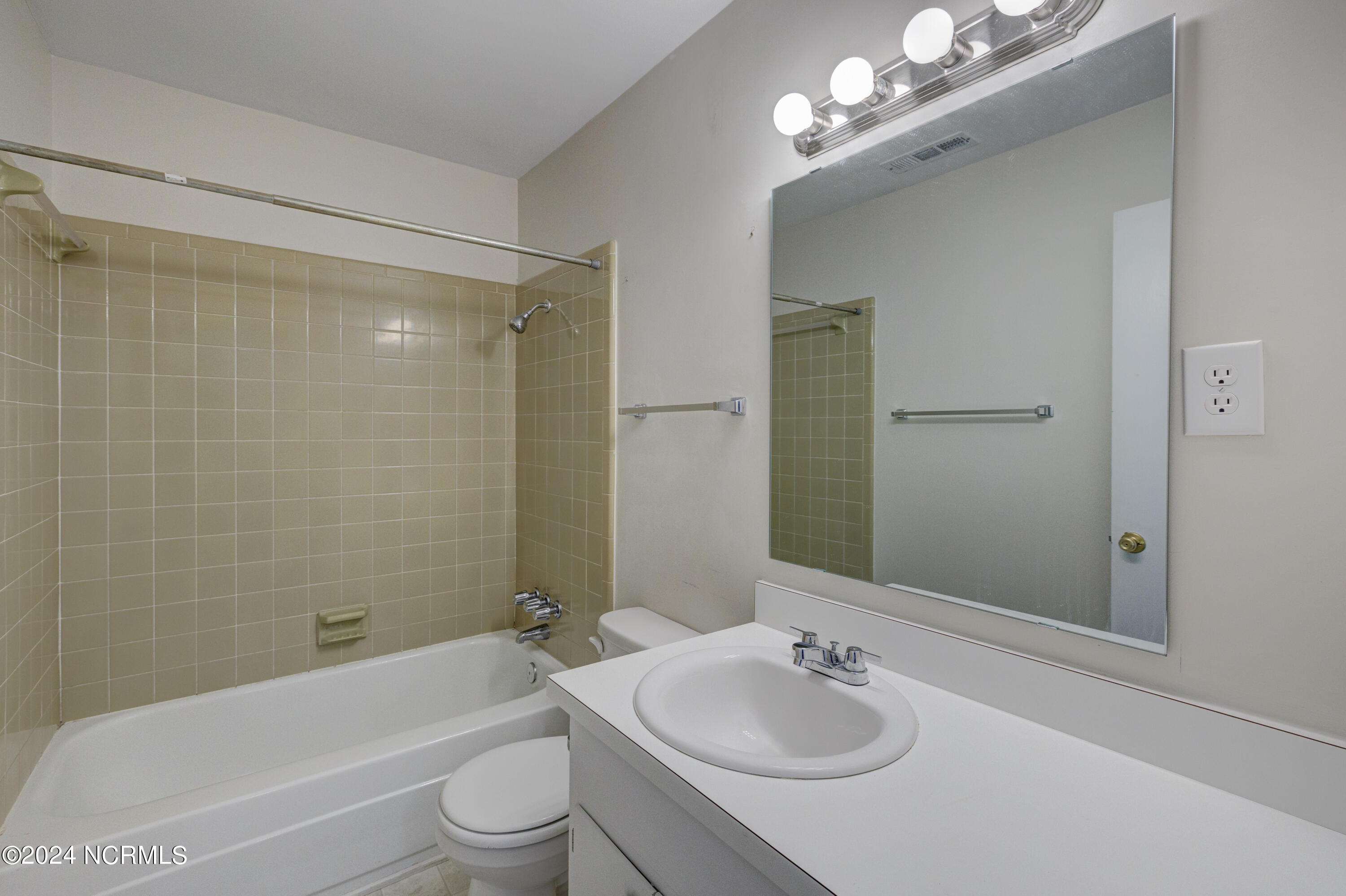 204 Coral Drive Property Photo 31