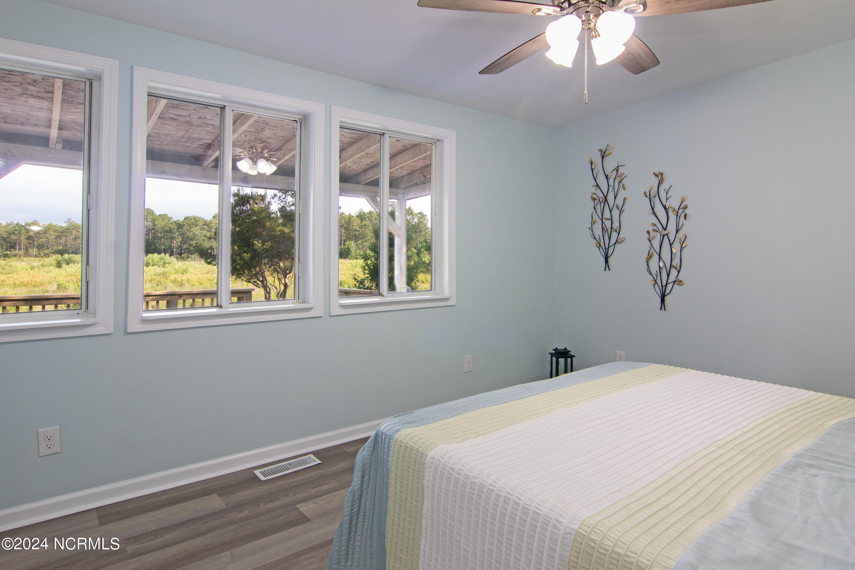 259 N Hills Drive Property Photo 13