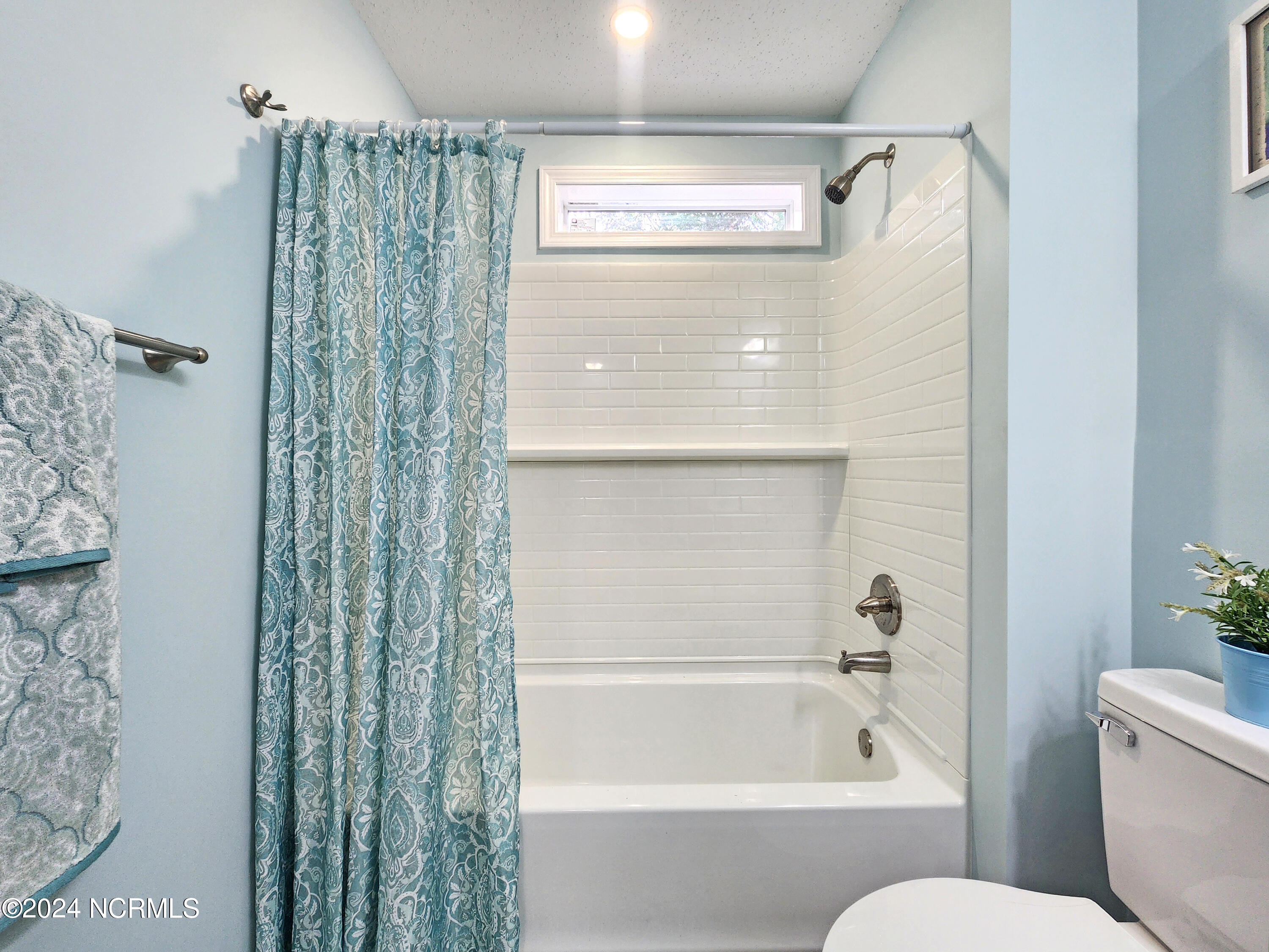 259 N Hills Drive Property Photo 18