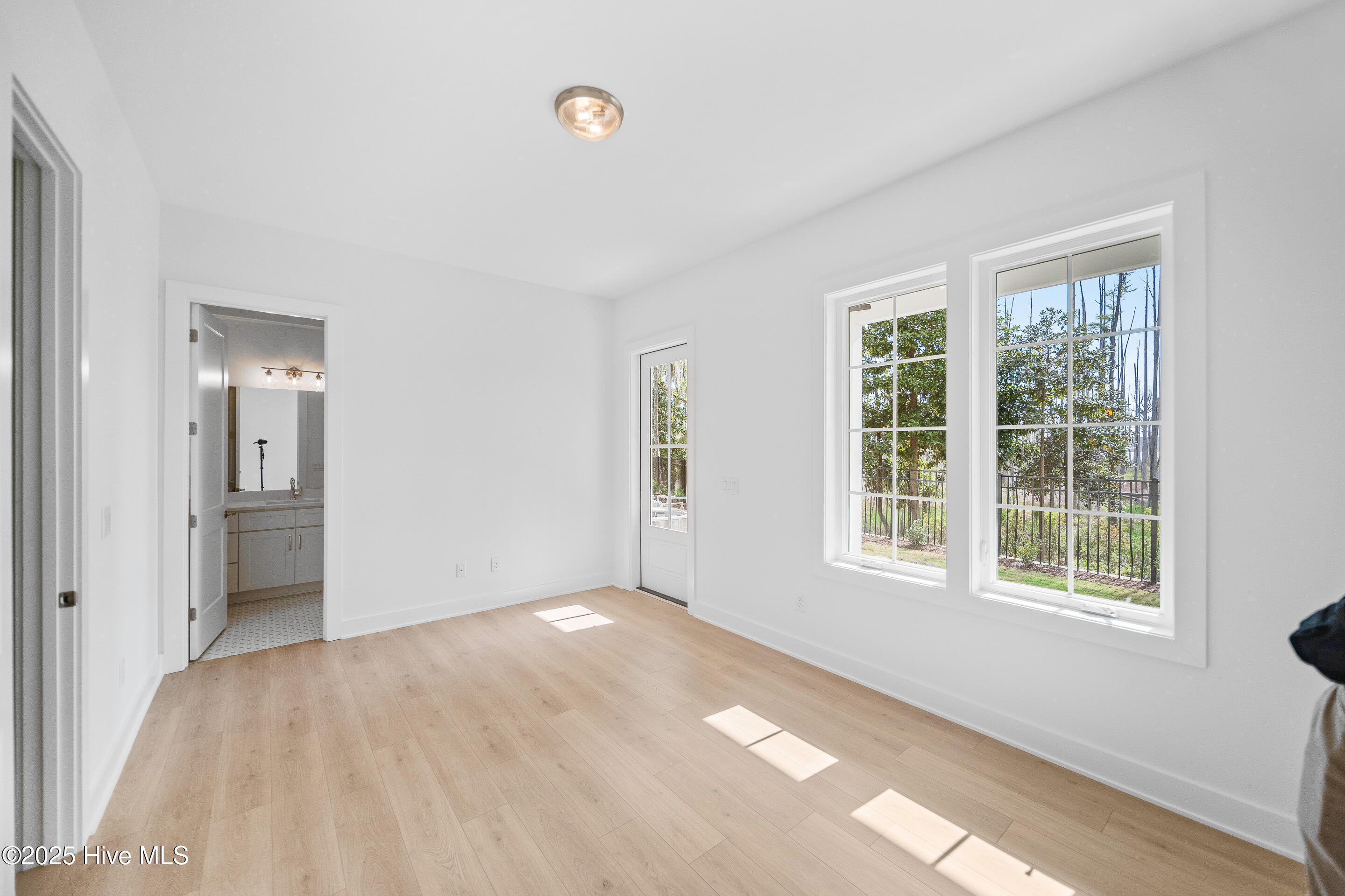 2693 Alvernia Drive Property Photo 3