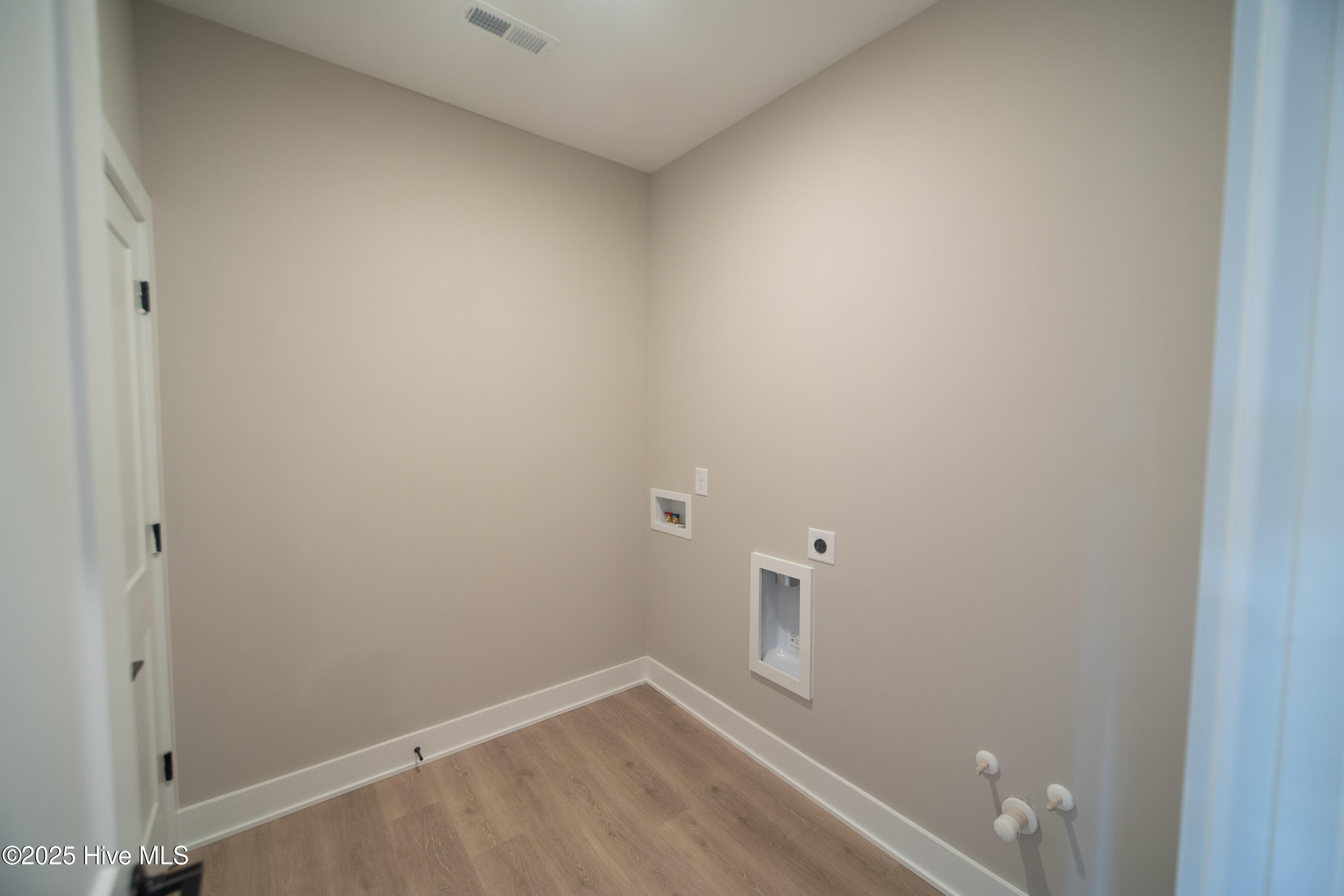 2597 Alvernia Drive Property Photo 20