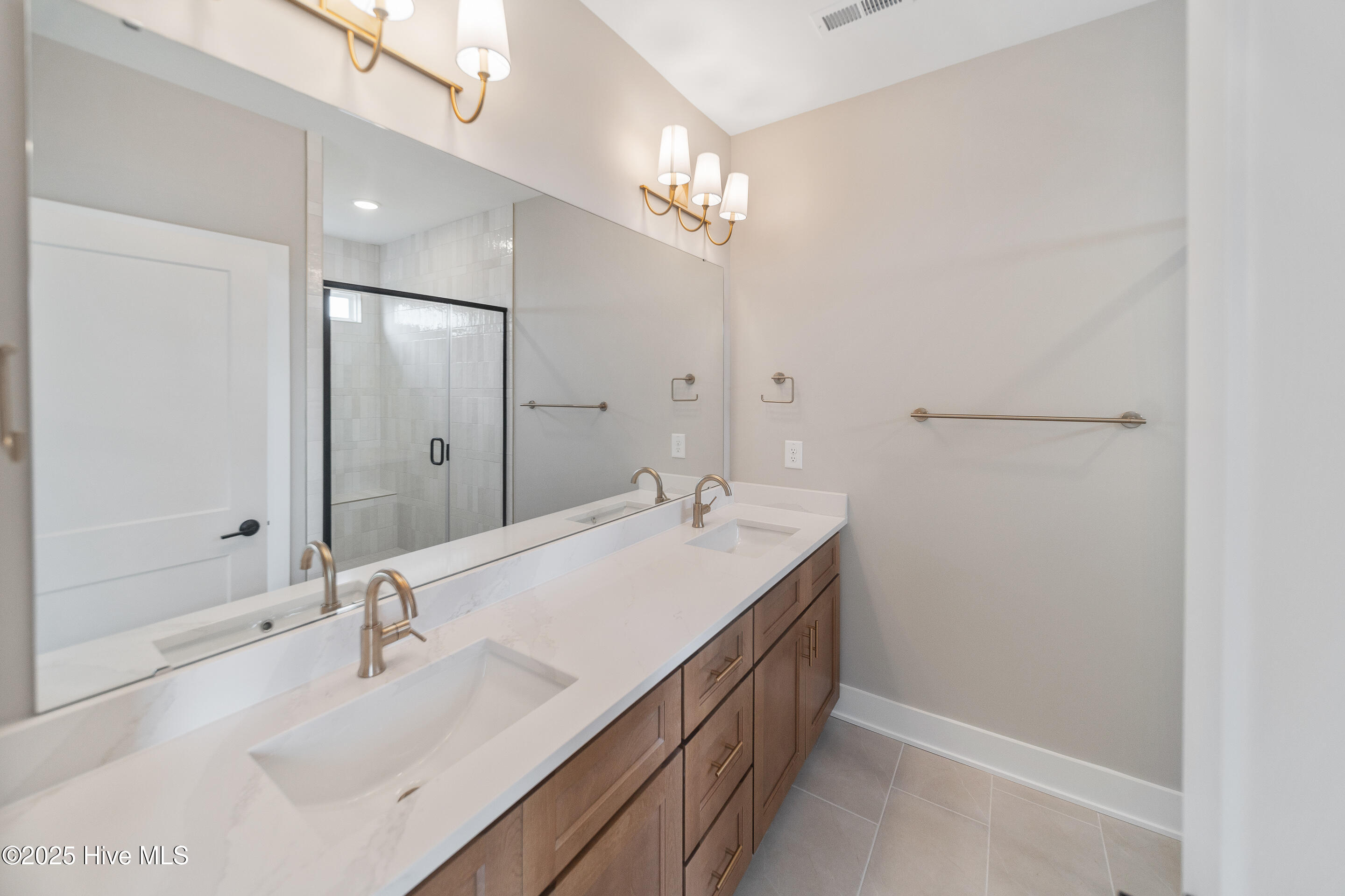 2597 Alvernia Drive Property Photo 25