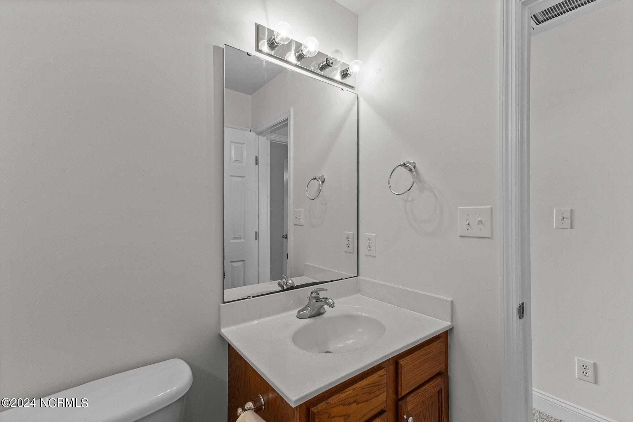 108 Leana Lane Property Photo 28