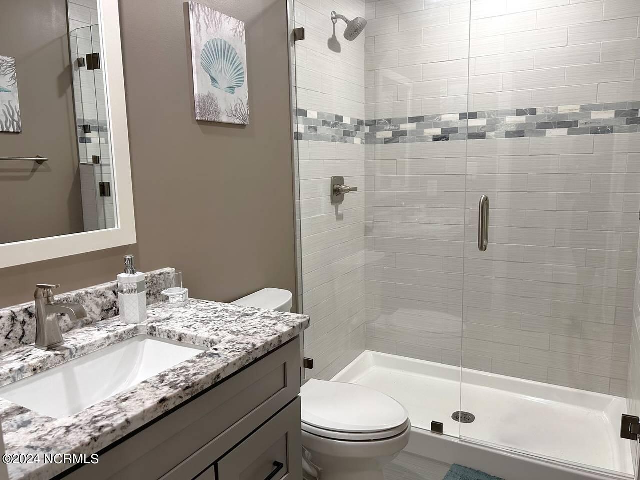 2909 E Beach Drive Property Photo 51
