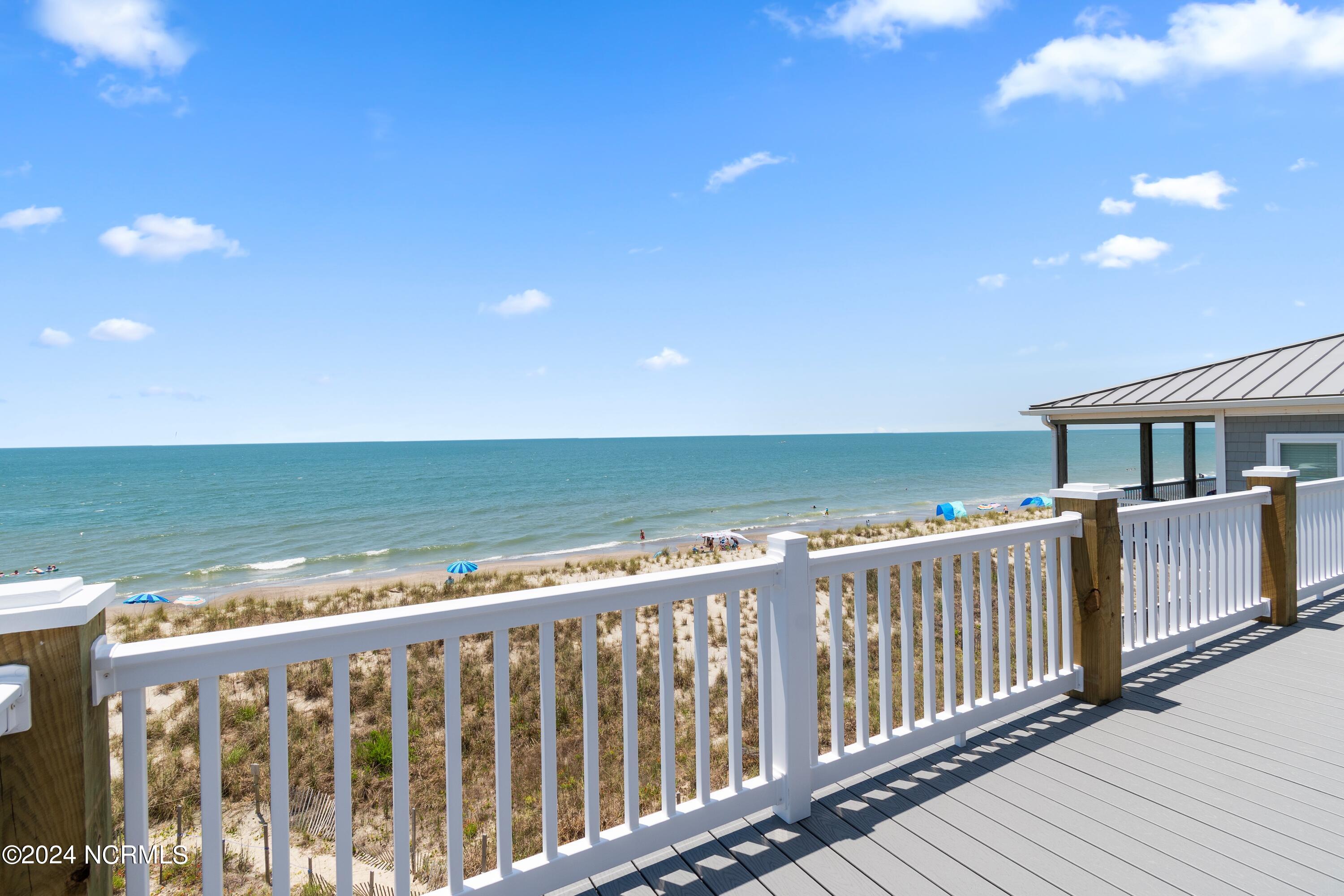 2913 E Beach Drive Property Photo 57