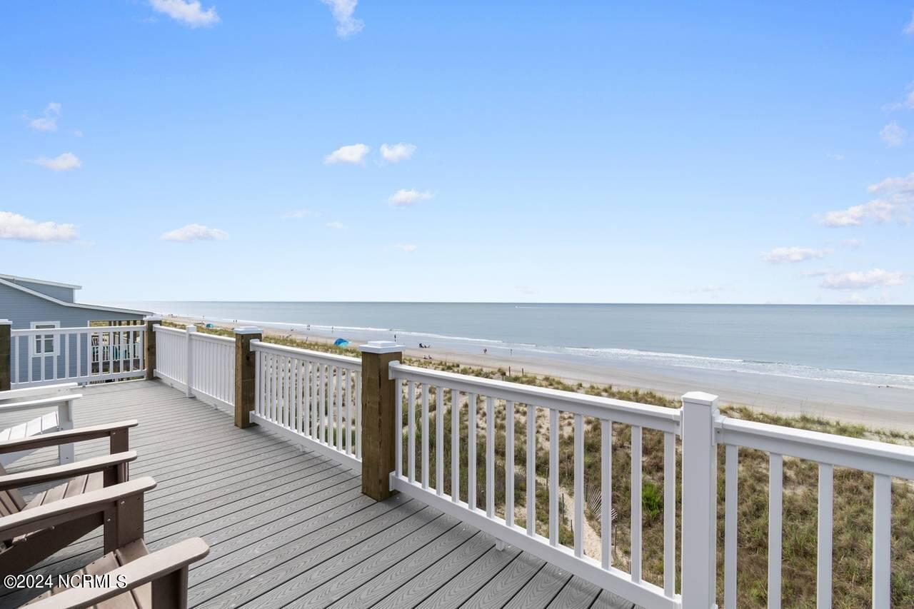 2913 E Beach Drive Property Photo 65
