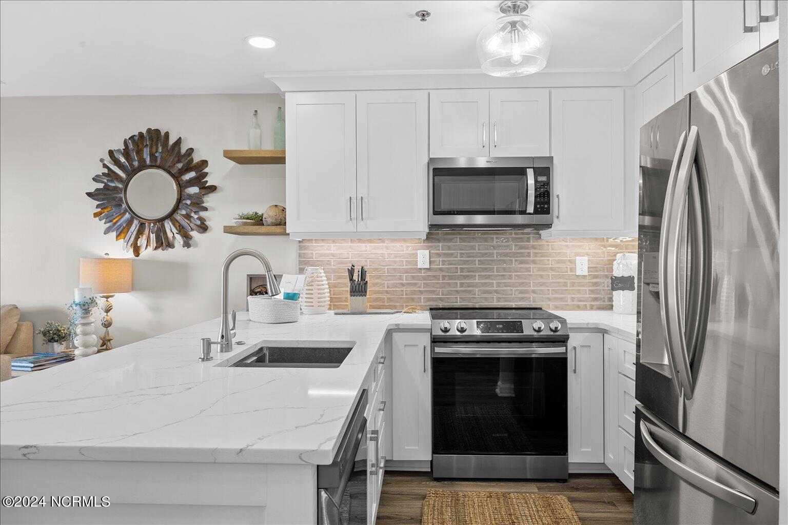 790 New River Inlet Road Unit 207a Property Photo 10