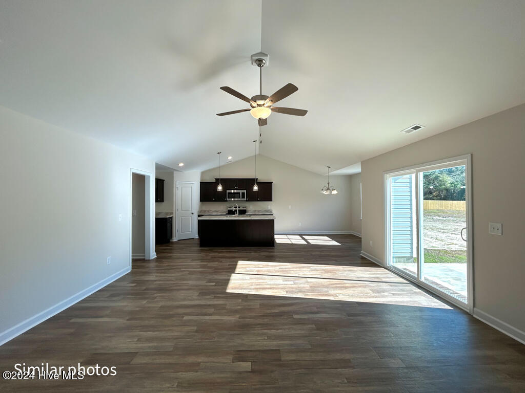 531 Orchard Creek Drive Property Photo 7