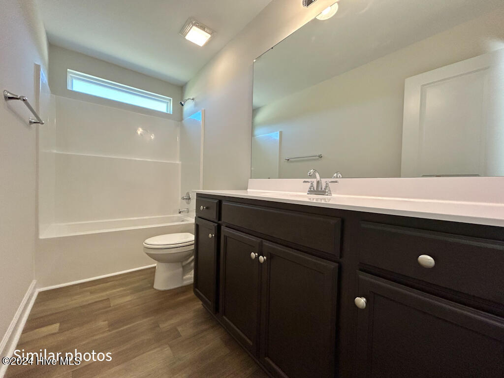 531 Orchard Creek Drive Property Photo 27