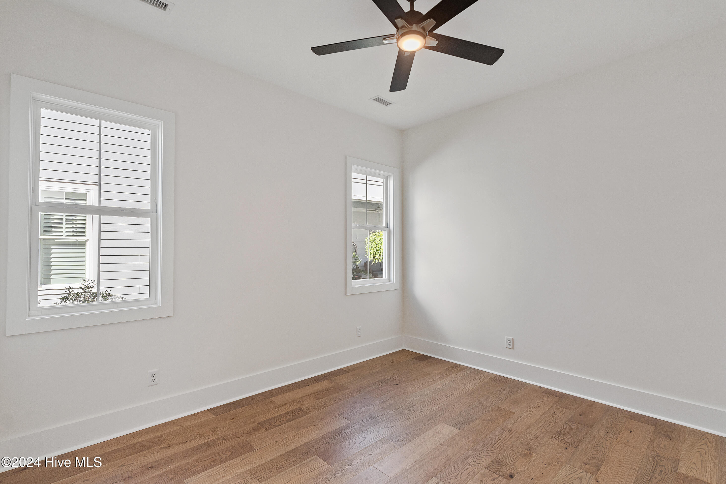 315 Cornubia Drive Property Photo 25