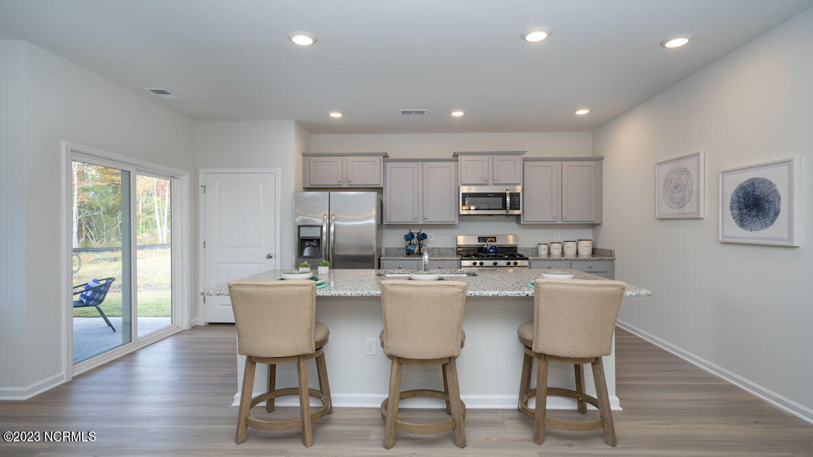 1231 Rippling Cove Loop Property Photo 6