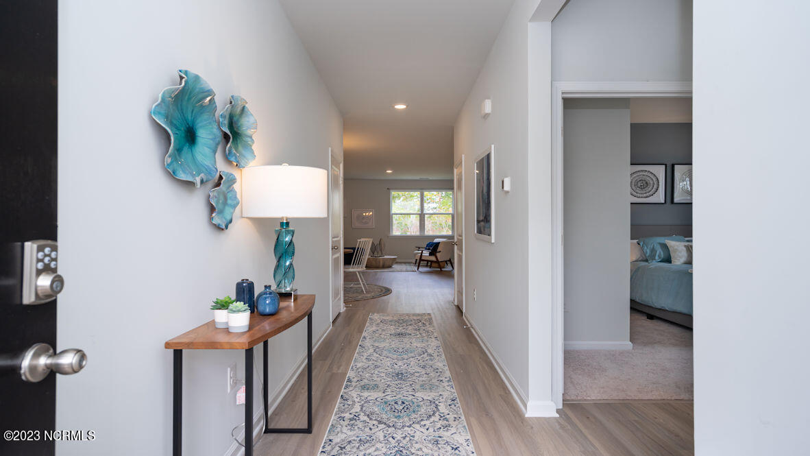 1231 Rippling Cove Loop Property Photo 8