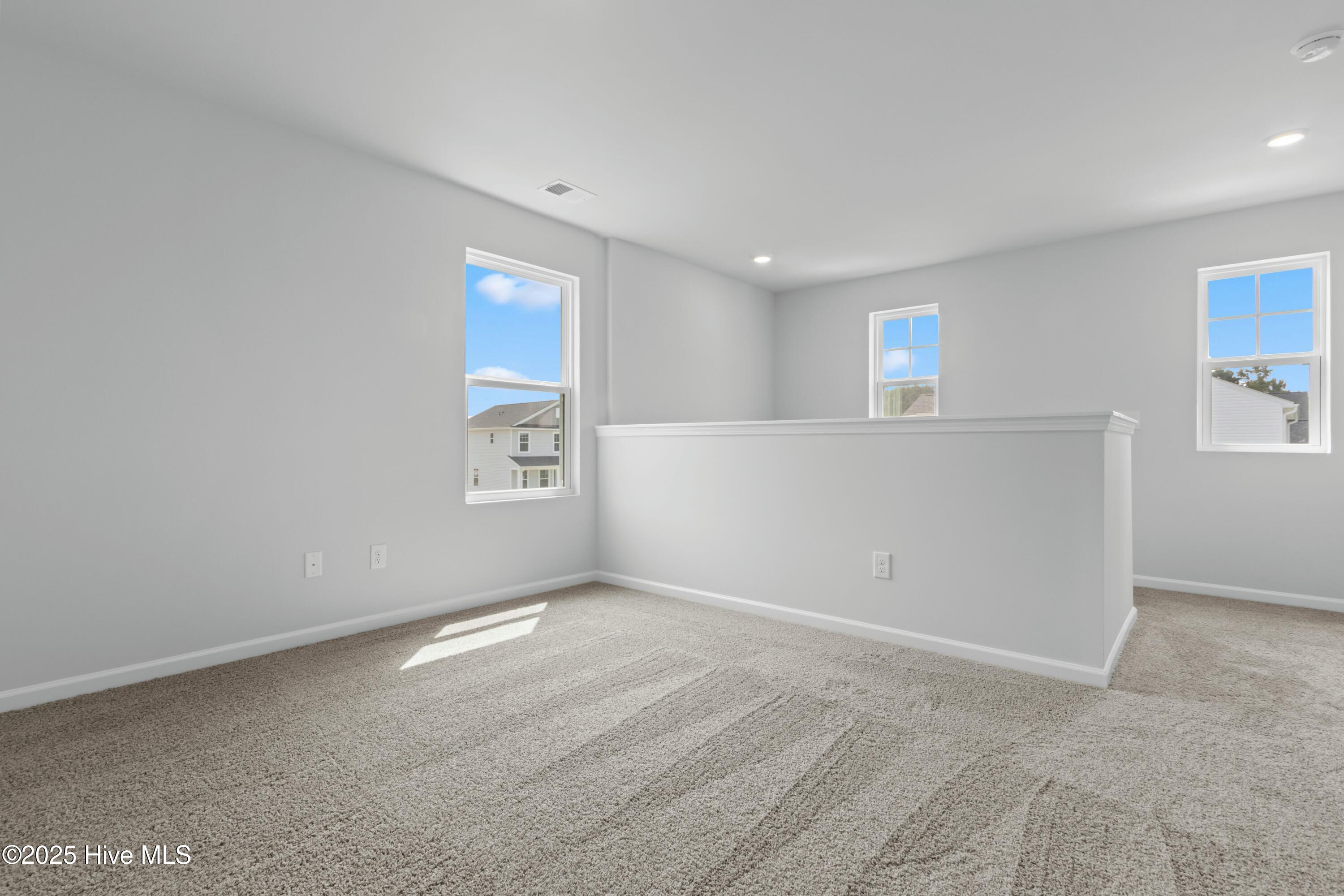 7047 Woodline Drive Property Photo 19