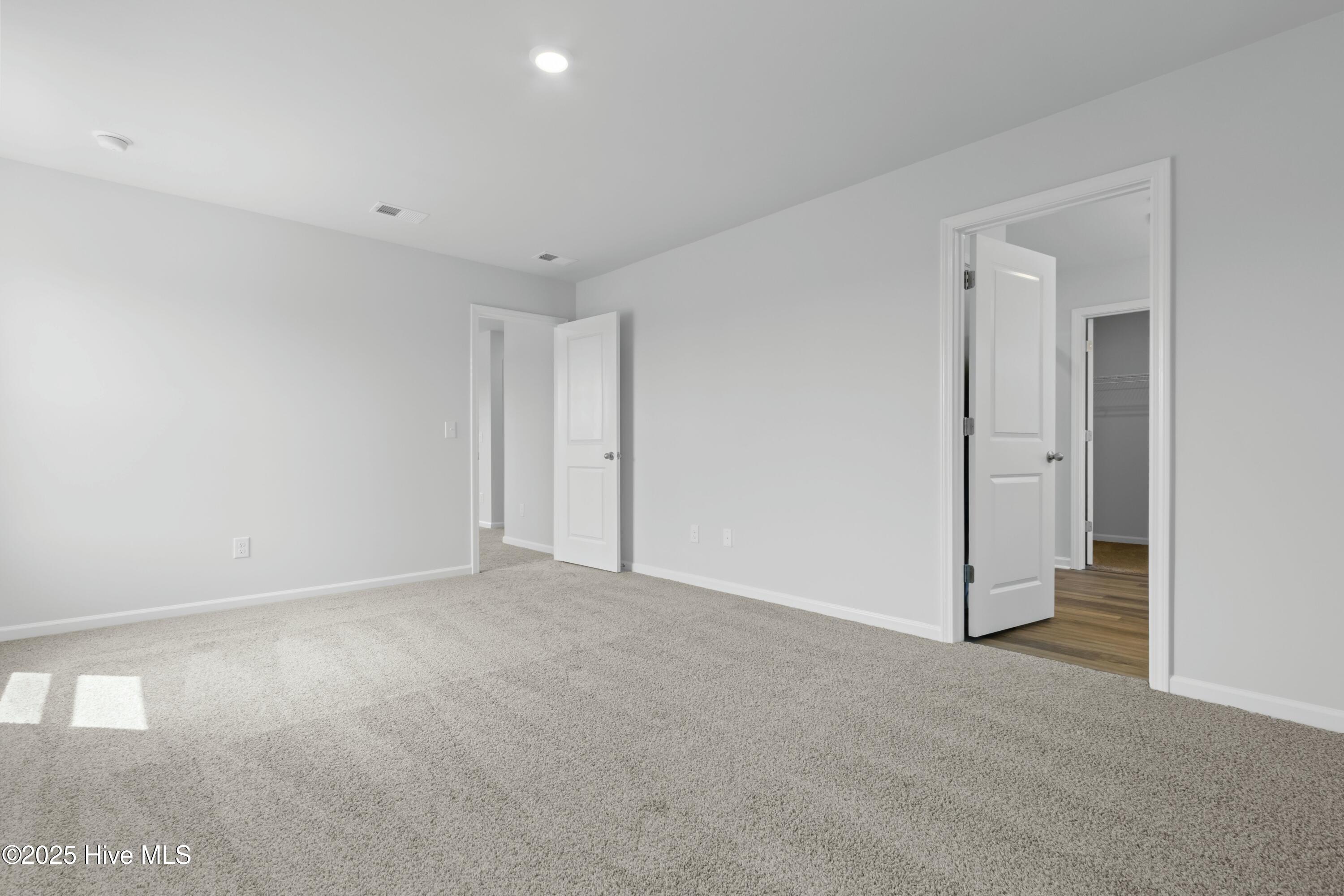 7047 Woodline Drive Property Photo 25