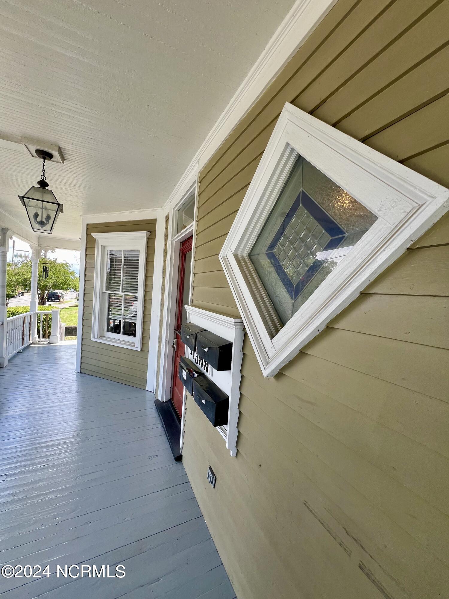 413 Hancock Street Property Photo 18