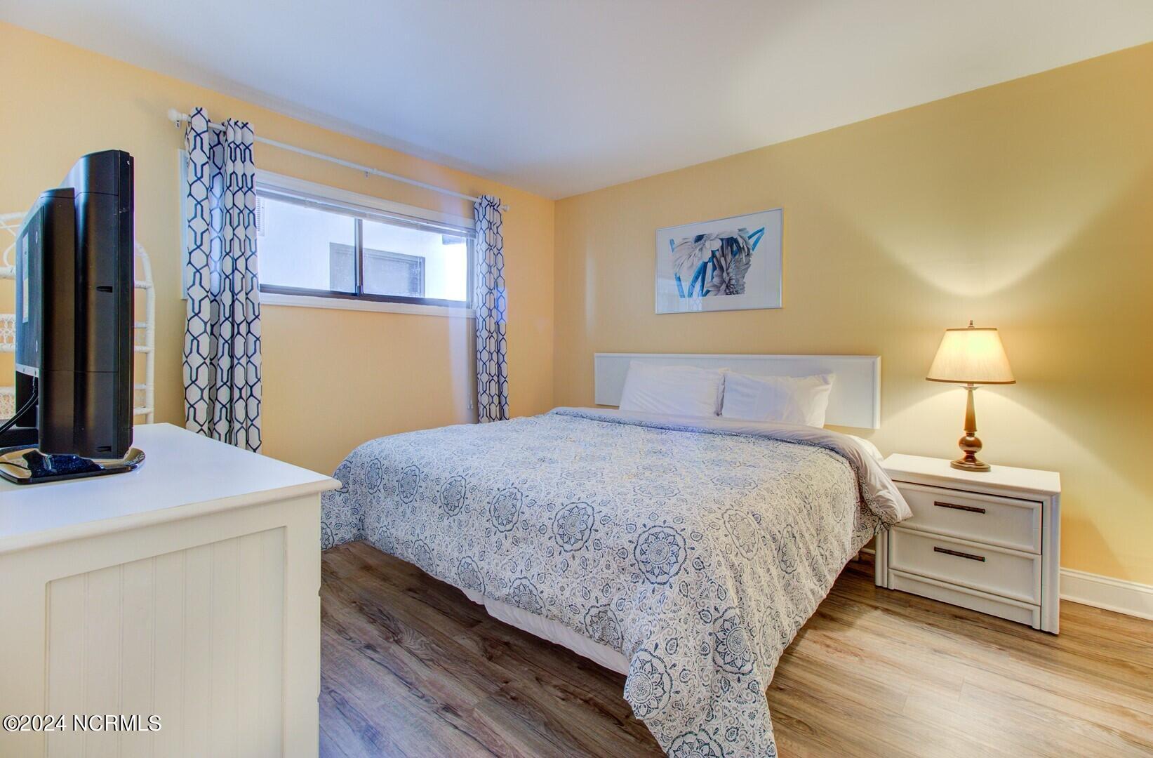 1615 Lake Park Boulevard Unit 808 Property Photo 15