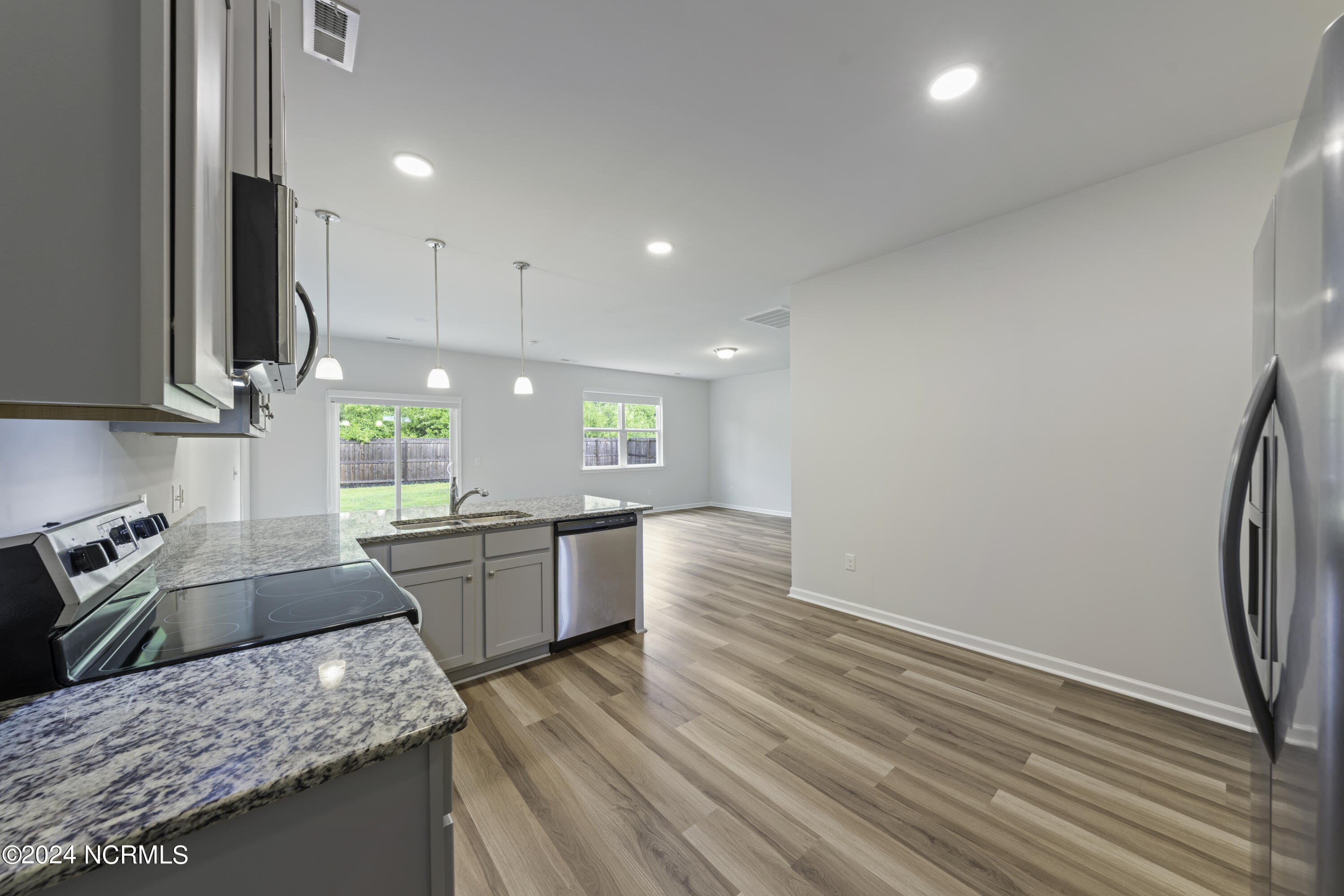 9688 Woodriff Circle Property Photo 17