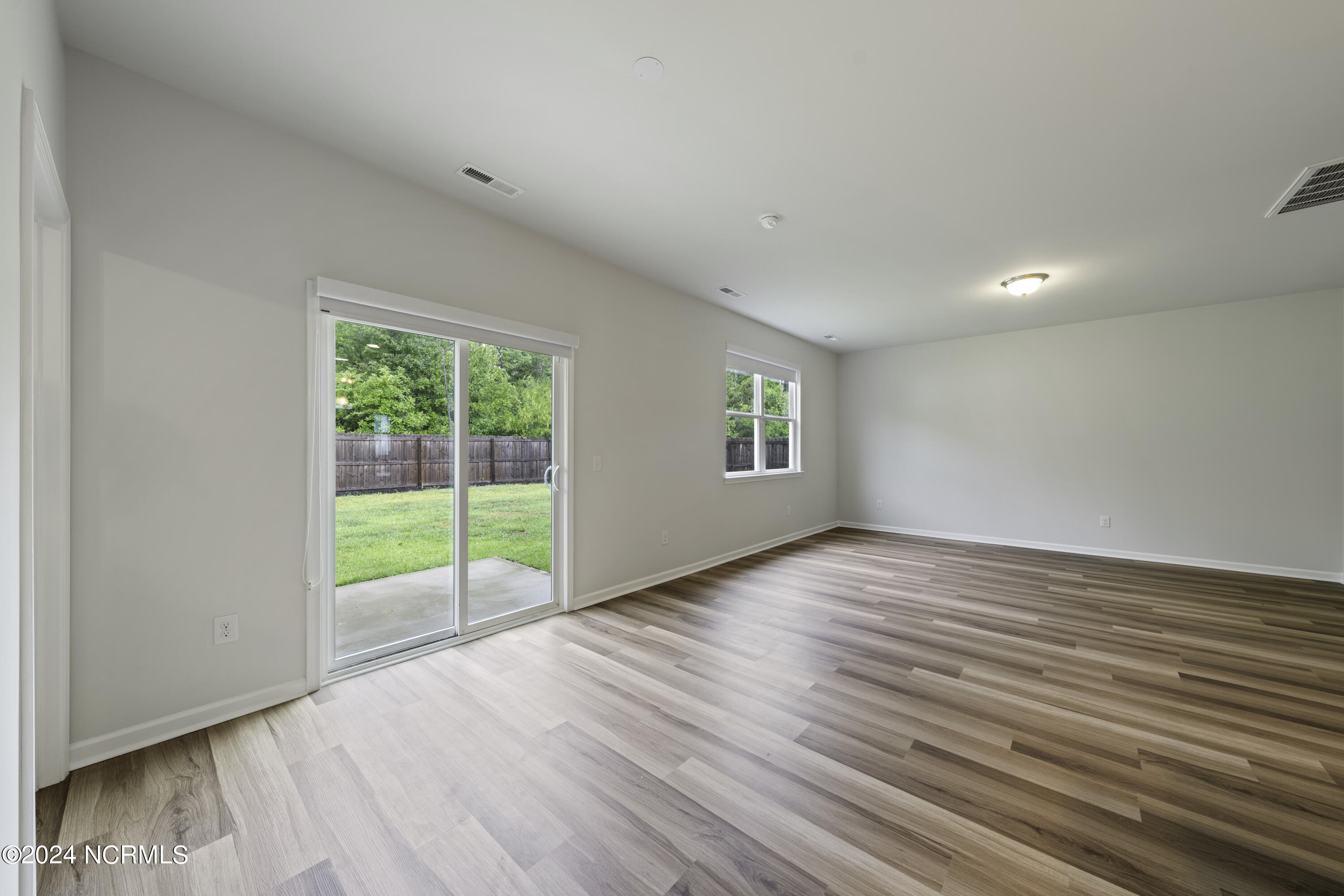 9688 Woodriff Circle Property Photo 23