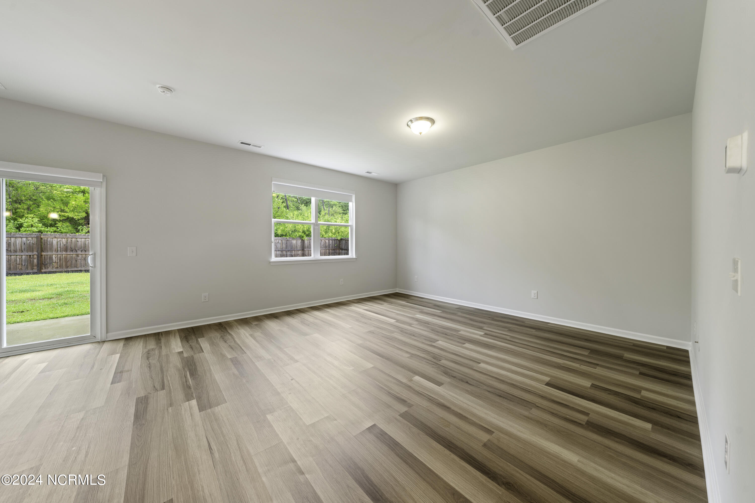 9688 Woodriff Circle Property Photo 24