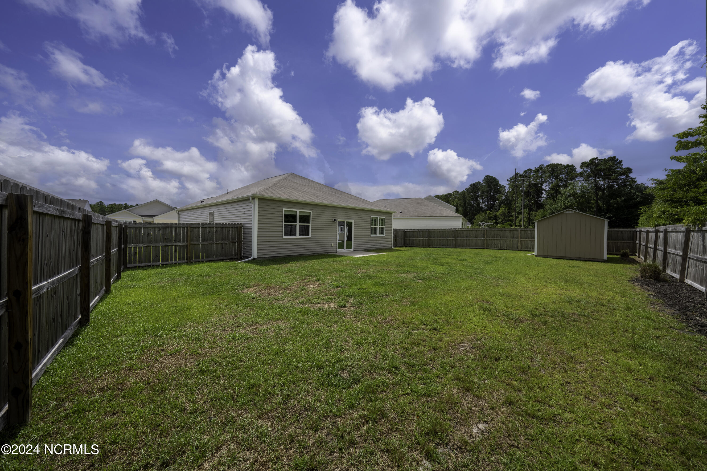 9688 Woodriff Circle Property Photo 35