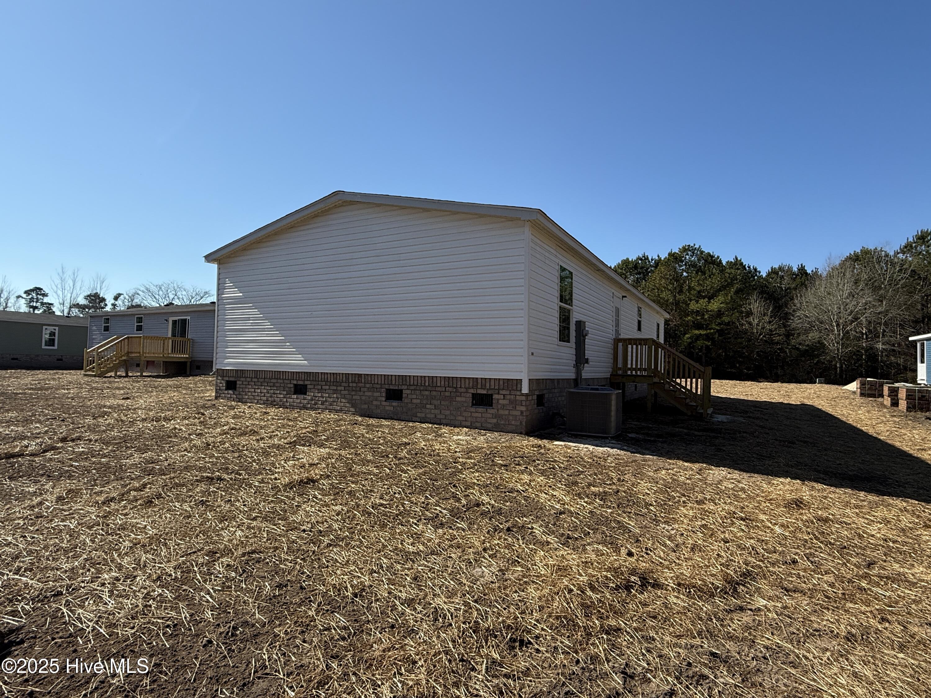 6751 Lewis Drive Property Photo 4