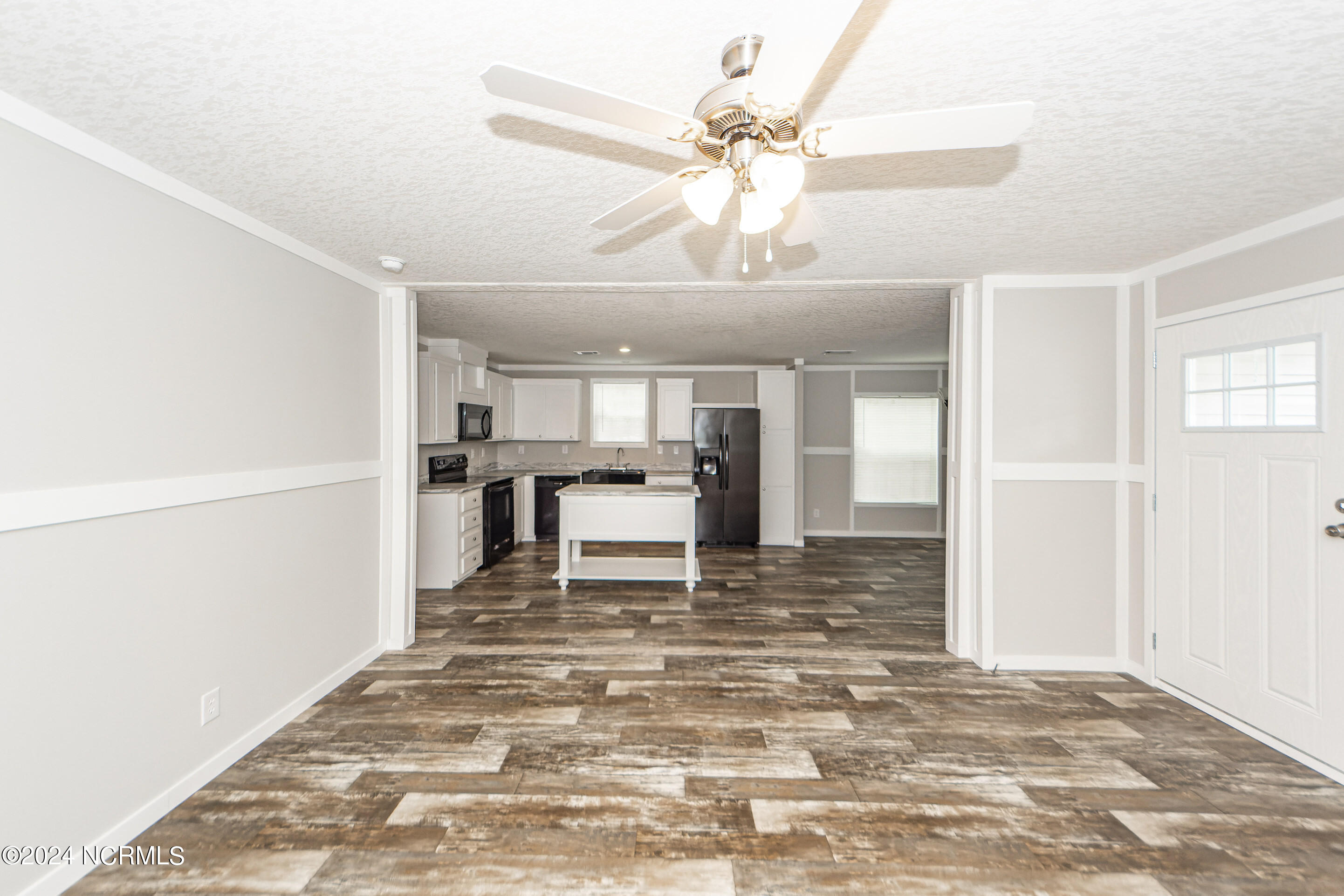 6751 Lewis Drive Property Photo 10