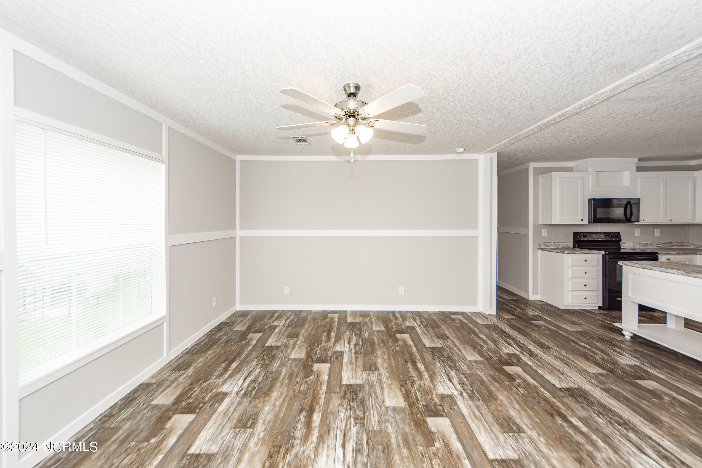 6751 Lewis Drive Property Photo 11