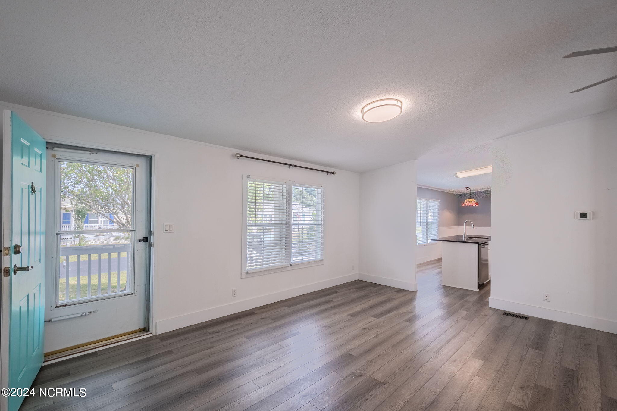 513 Capeside Drive Property Photo 9