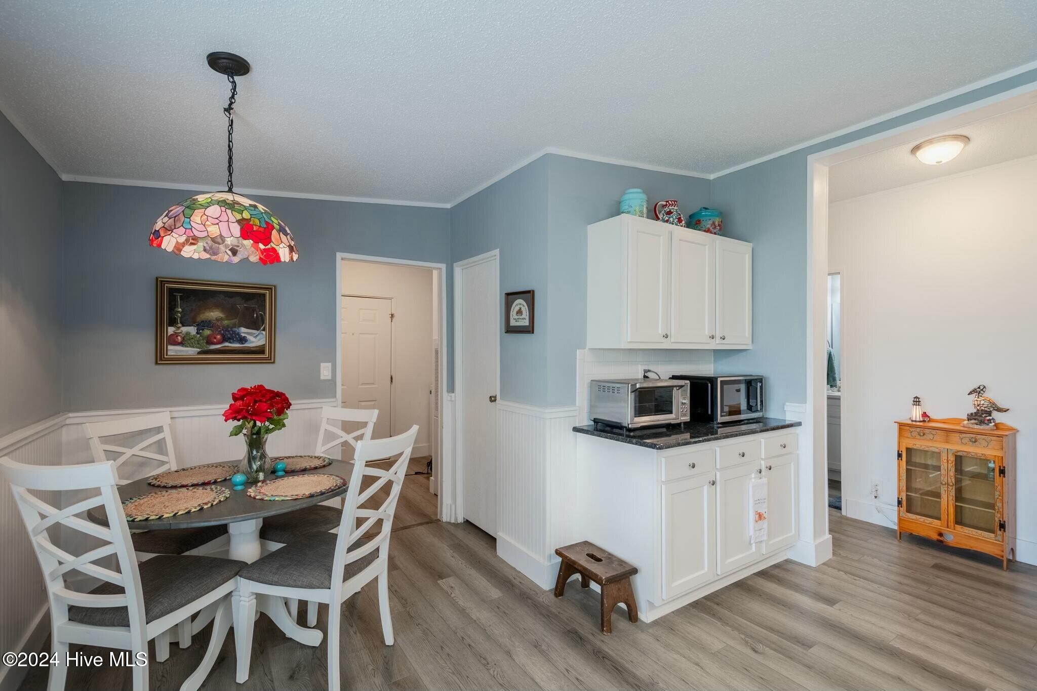 513 Capeside Drive Property Photo 13