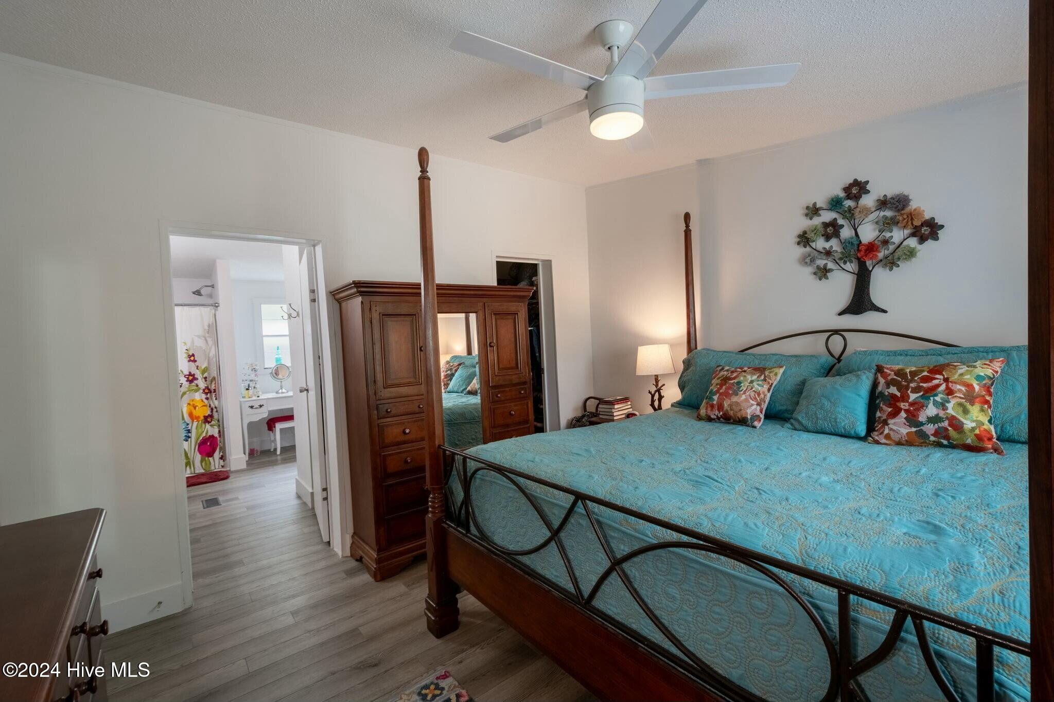 513 Capeside Drive Property Photo 22