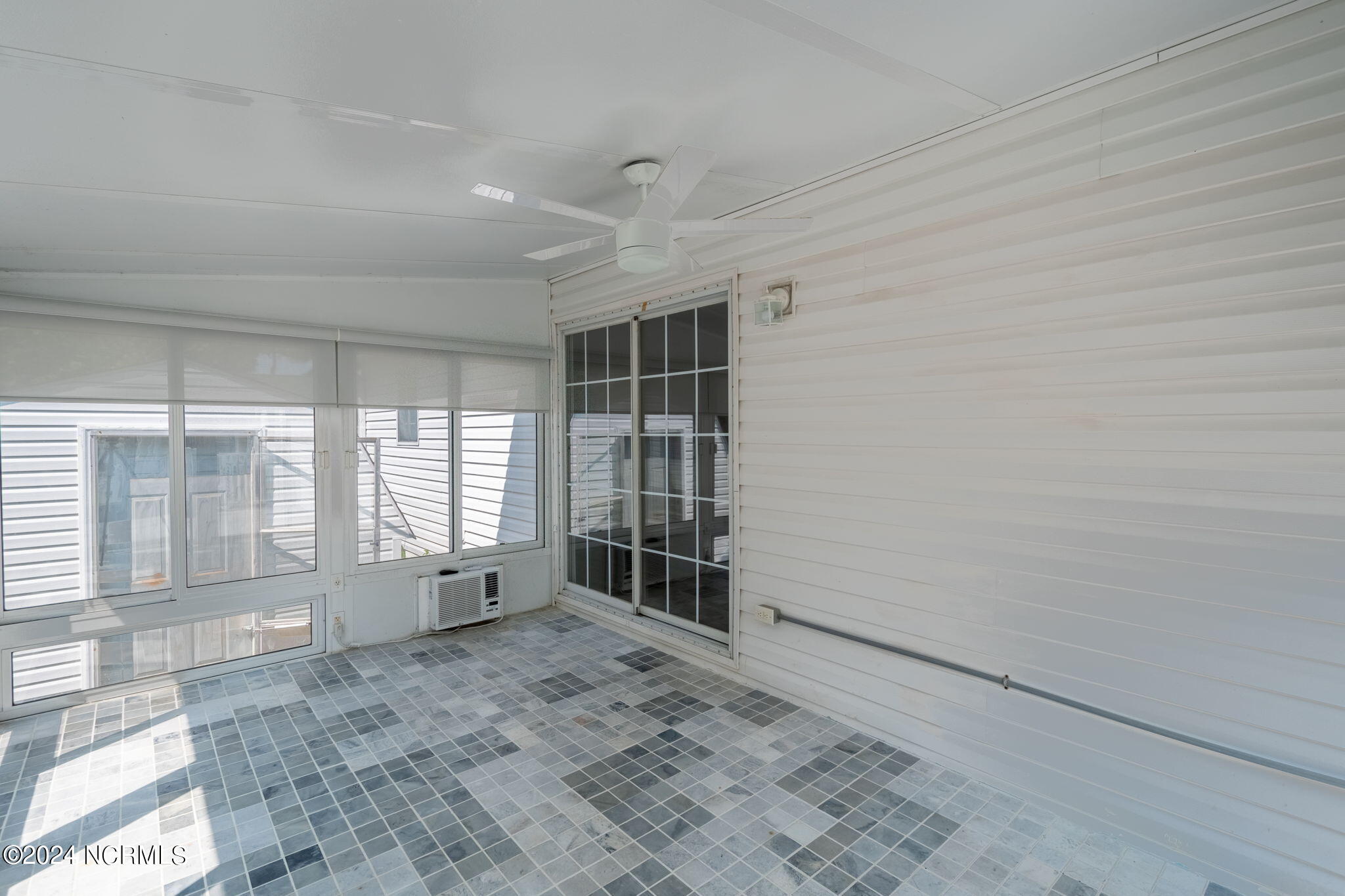 513 Capeside Drive Property Photo 42
