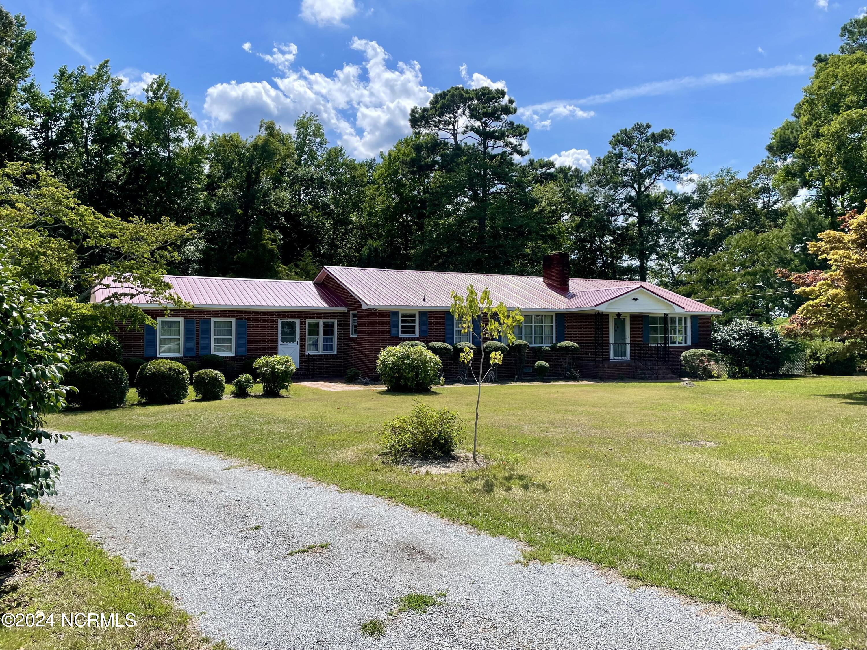 23704 Nc 125 Property Photo 1