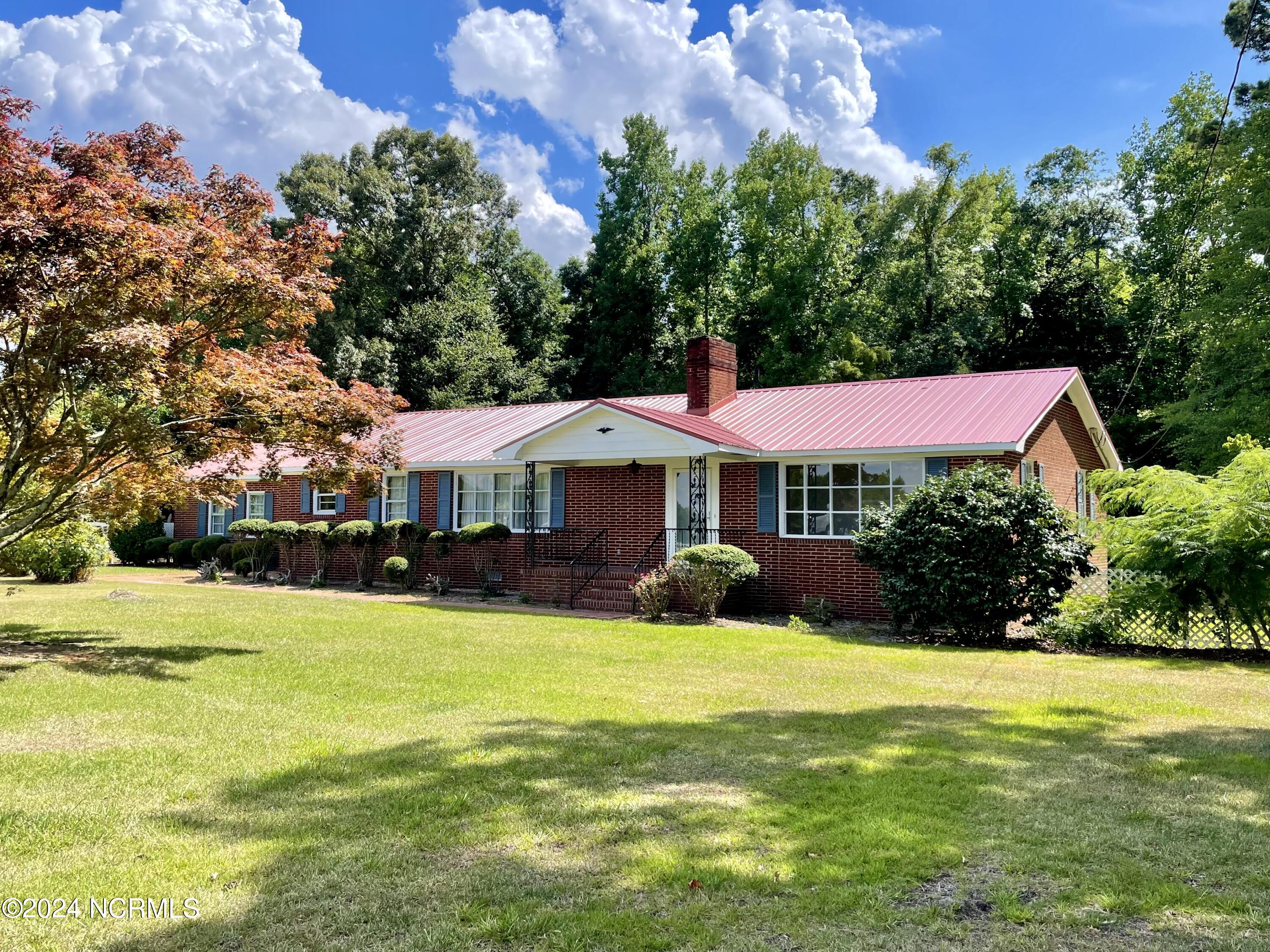 23704 Nc 125 Property Photo 4