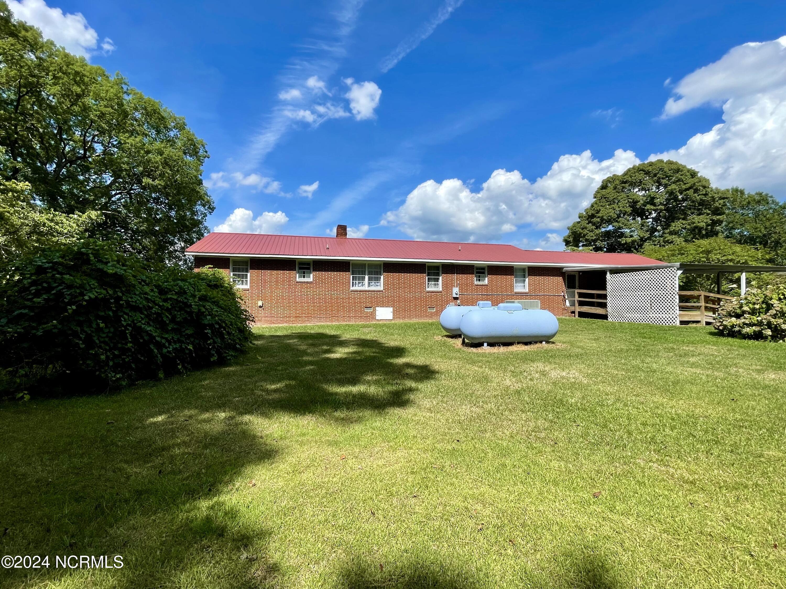 23704 Nc 125 Property Photo 6