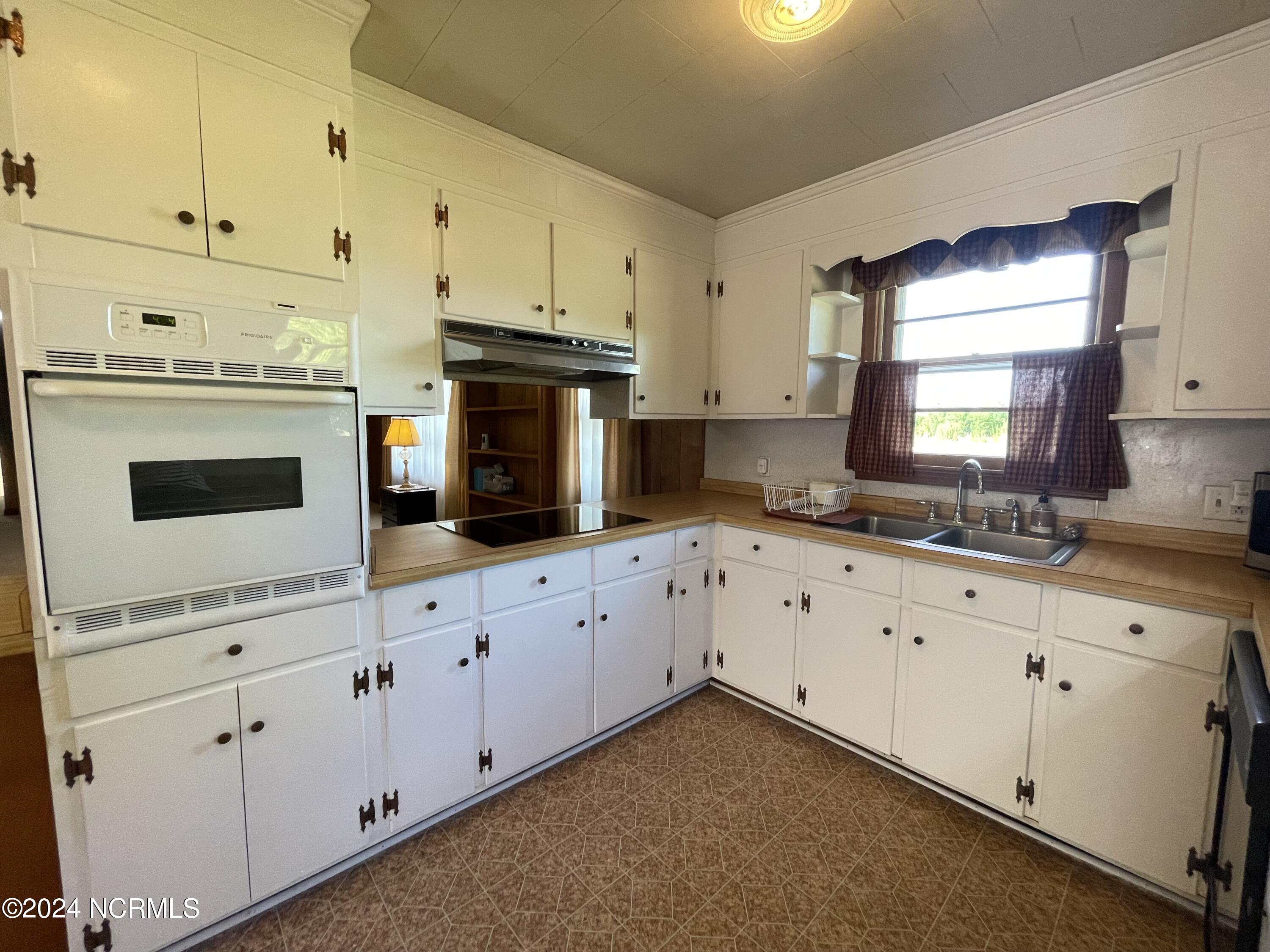 23704 Nc 125 Property Photo 28