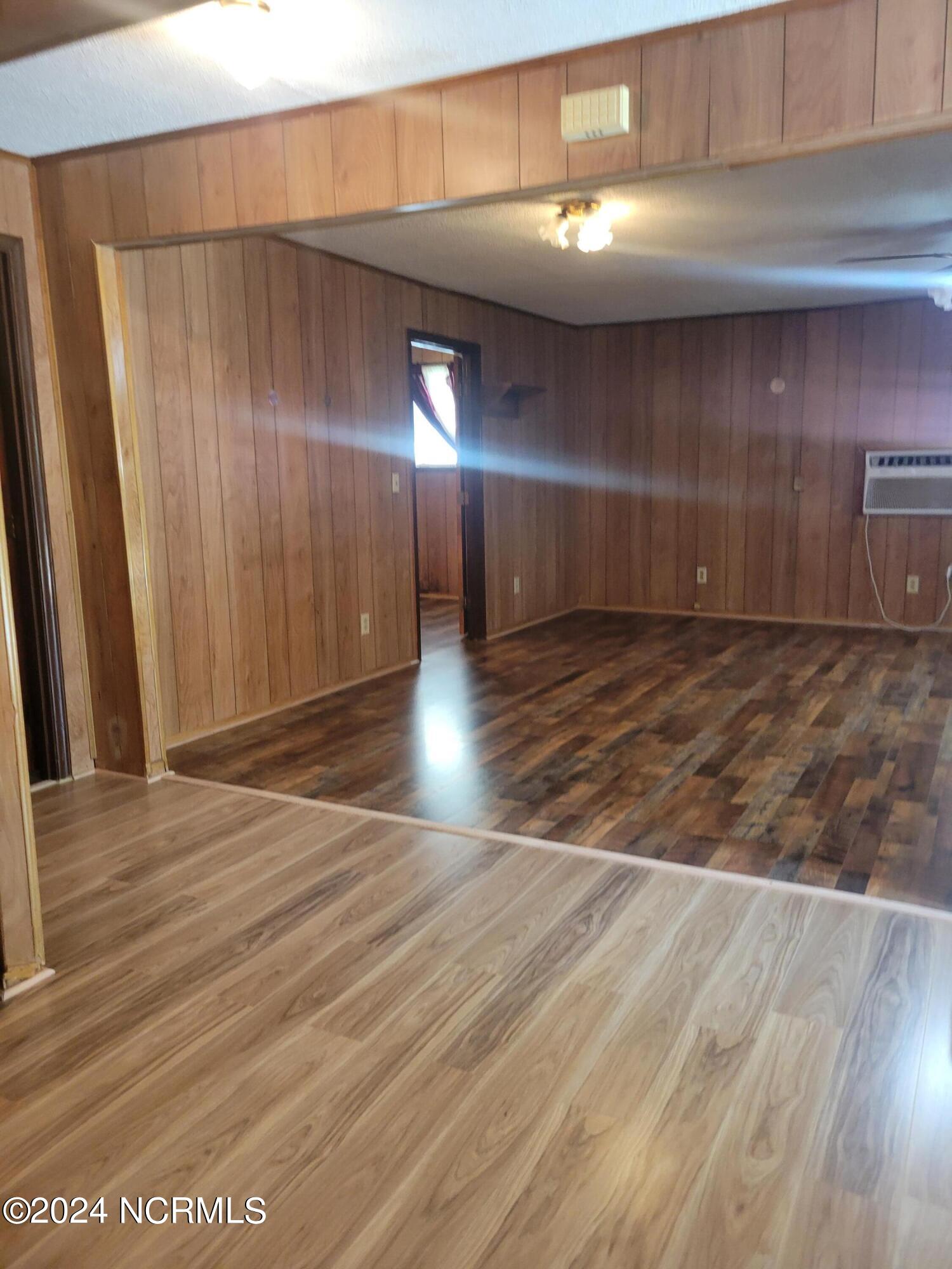 108 Crestwood Lane Property Photo 13