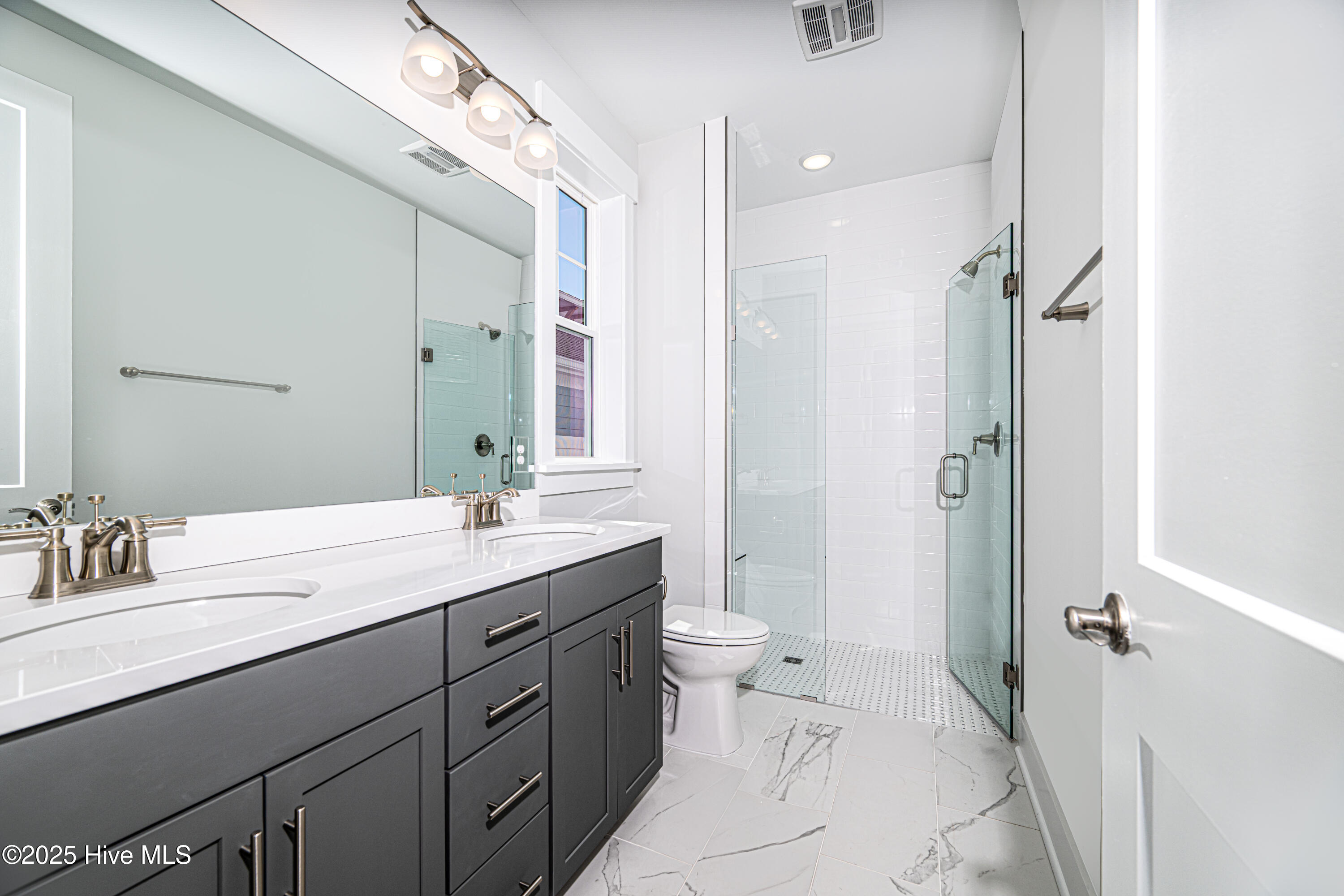 1549 Coastal Cove Lane Property Photo 16
