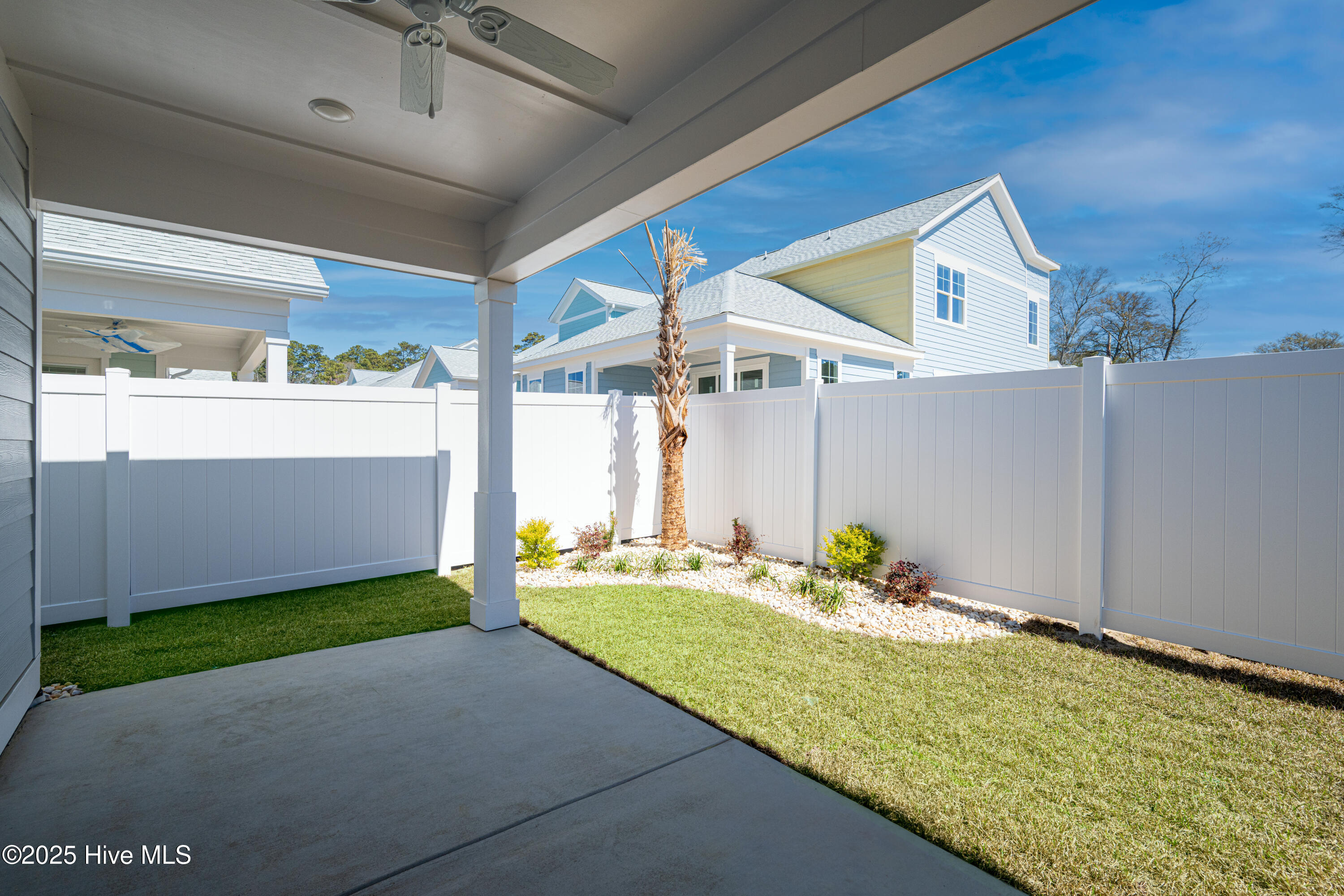 1549 Coastal Cove Lane Property Photo 25