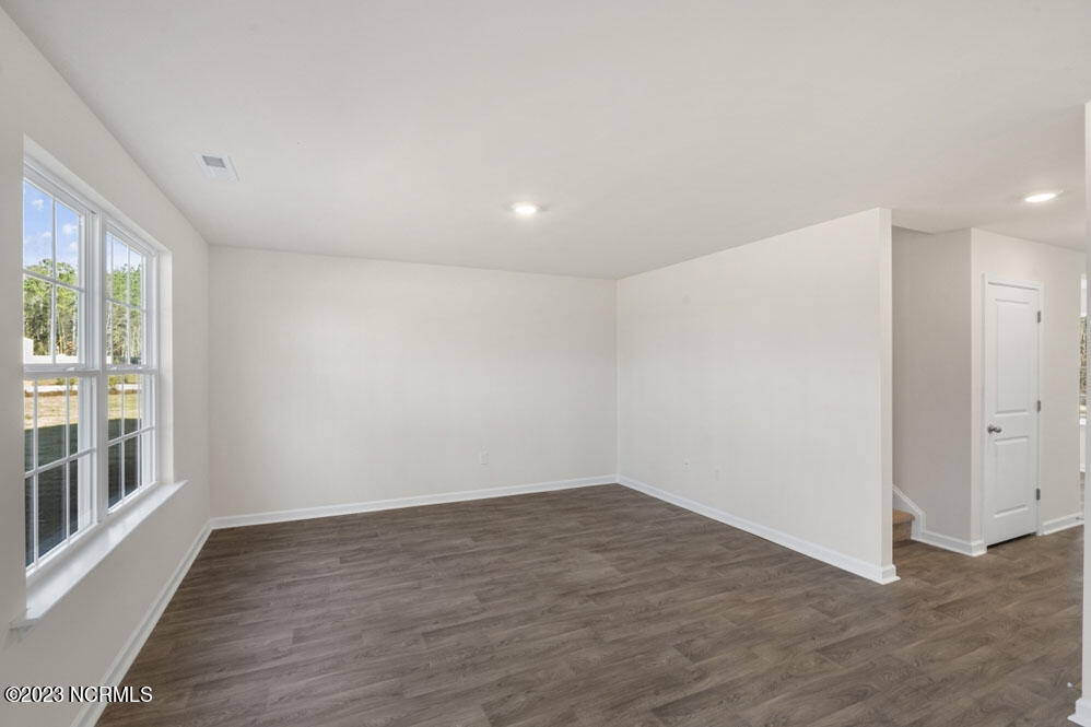 219 Tulip Tree Street Property Photo 6