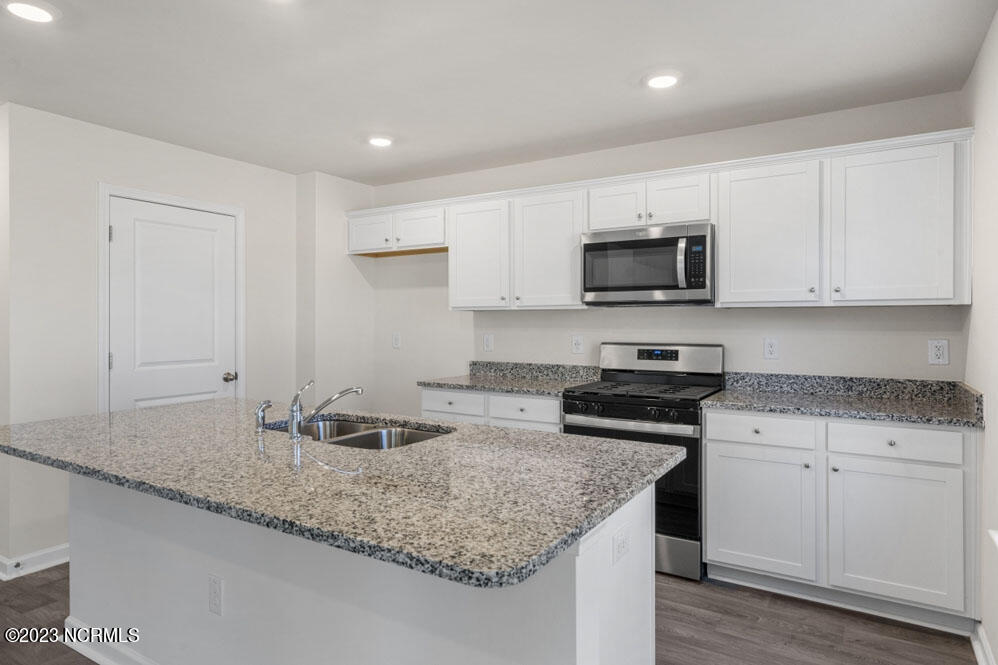 219 Tulip Tree Street Property Photo 8