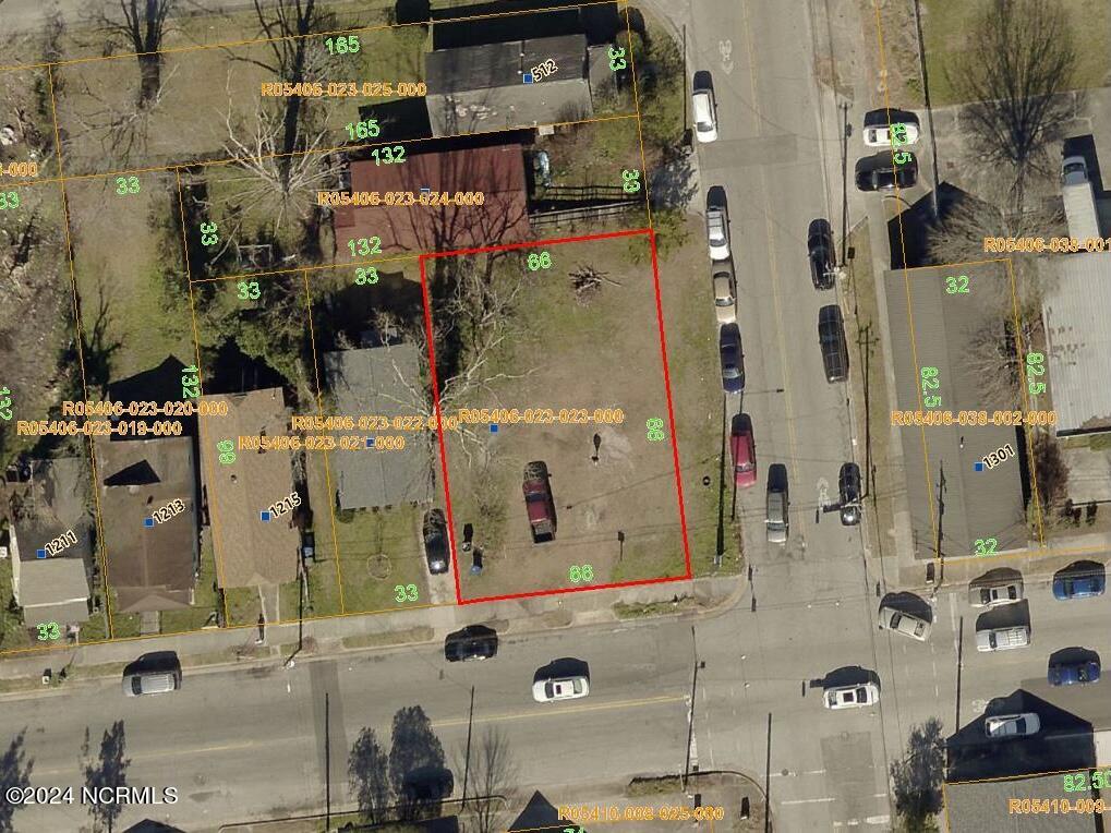 1221 Castle Street Property Photo 1