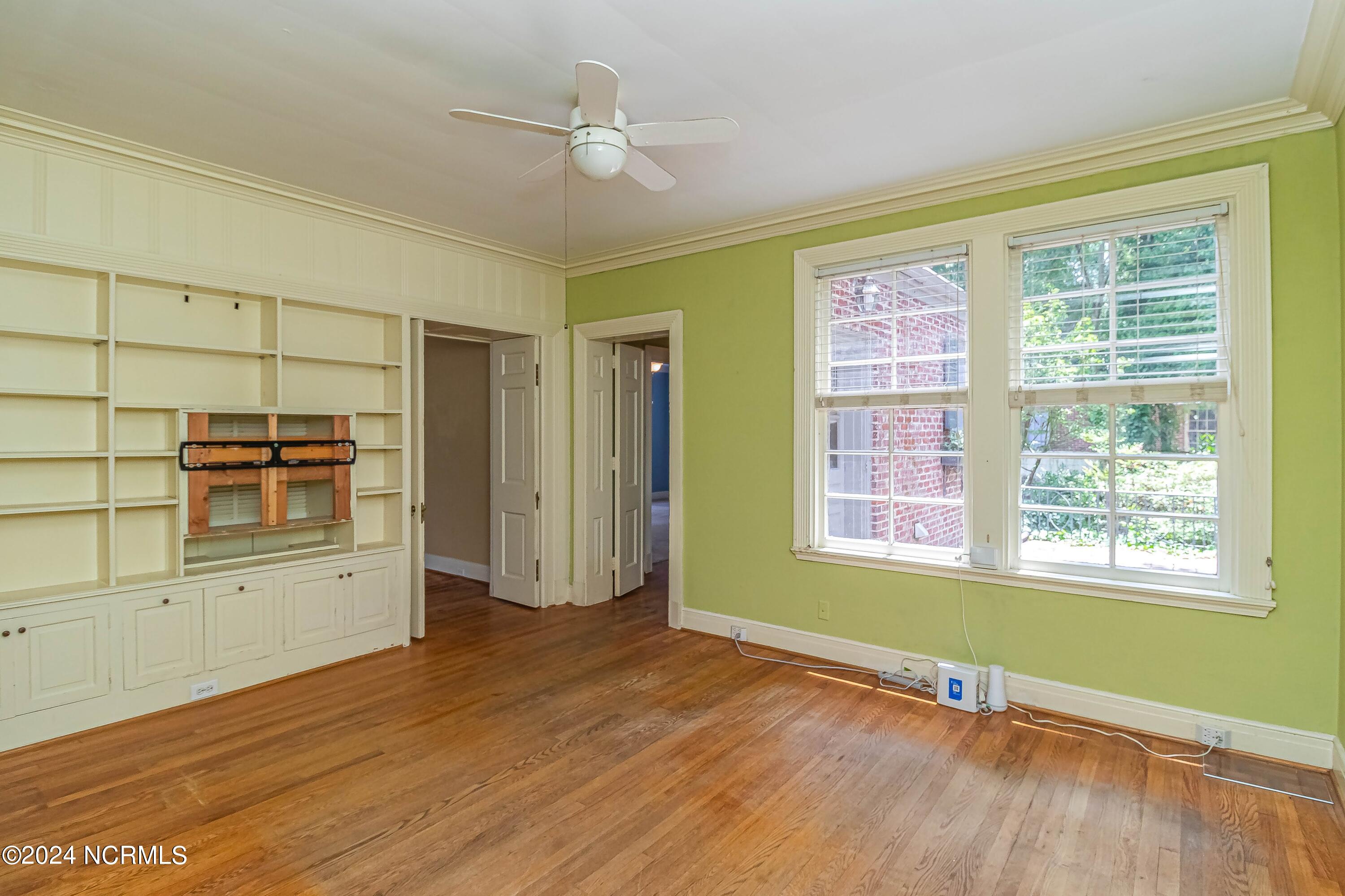 1108 E Pine Street Property Photo 7