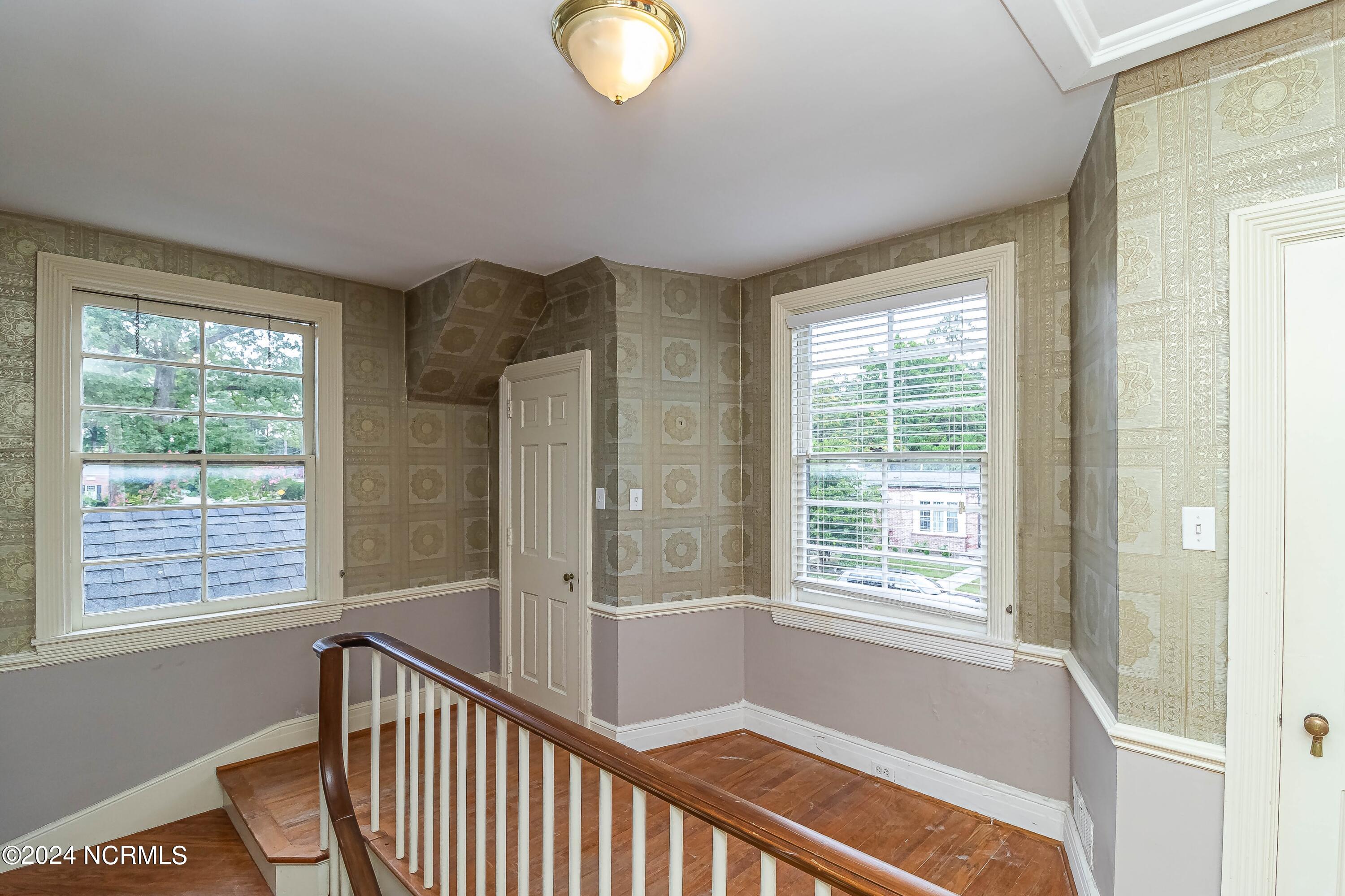 1108 E Pine Street Property Photo 42