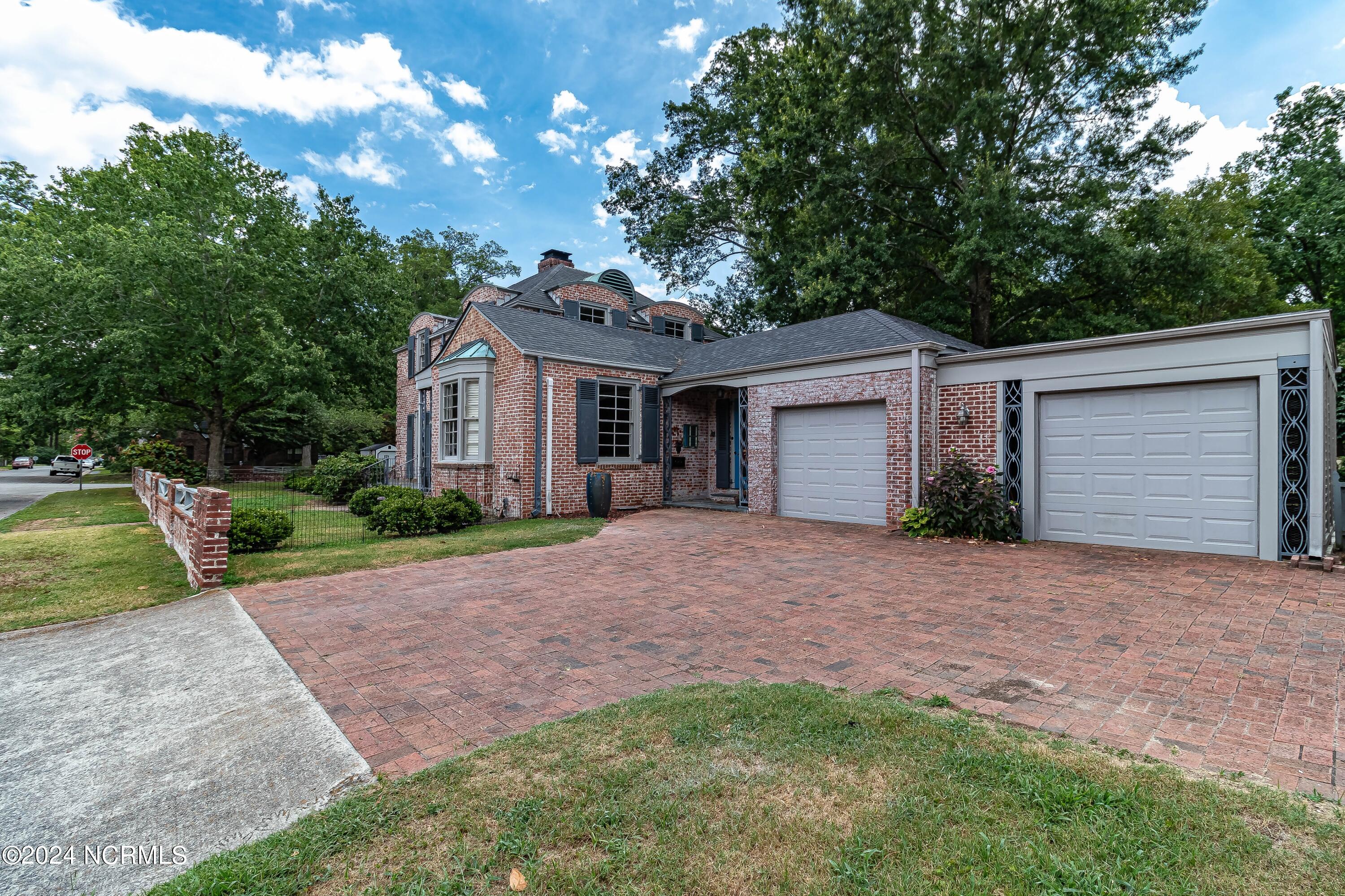 1108 E Pine Street Property Photo 45